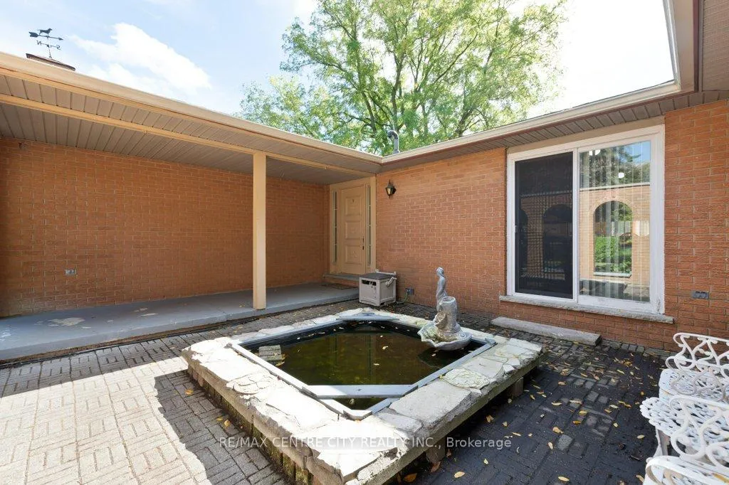 Photo 4 of 46215 North Street, Central Elgin, Sparta — HOMEH