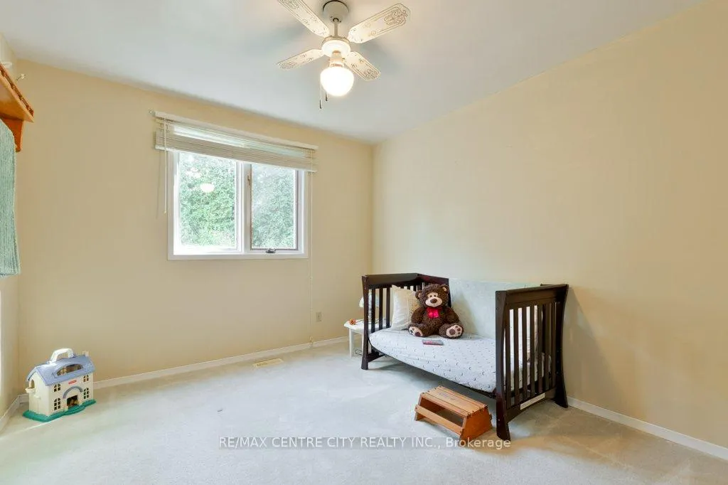 Photo 19 of 46215 North Street, Central Elgin, Sparta — HOMEH