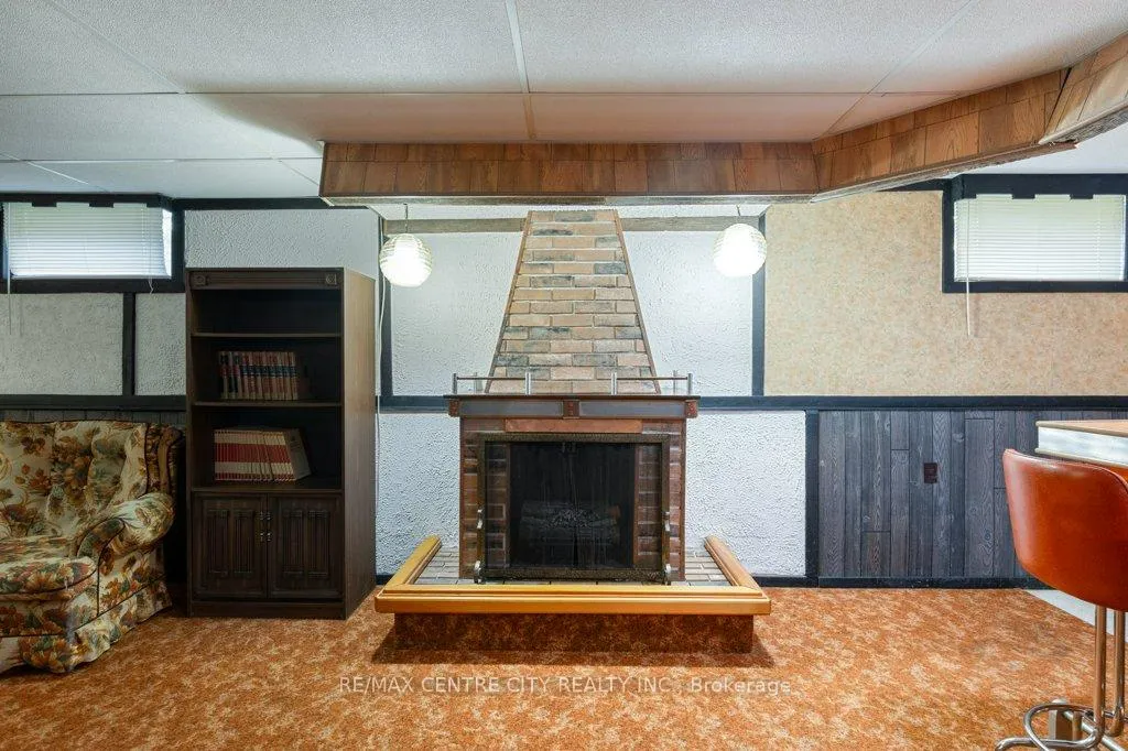 Photo 29 of 46215 North Street, Central Elgin, Sparta — HOMEH
