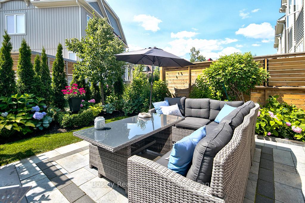 Photo 13 of 30 Gregory Avenue, Collingwood — HOMEH
