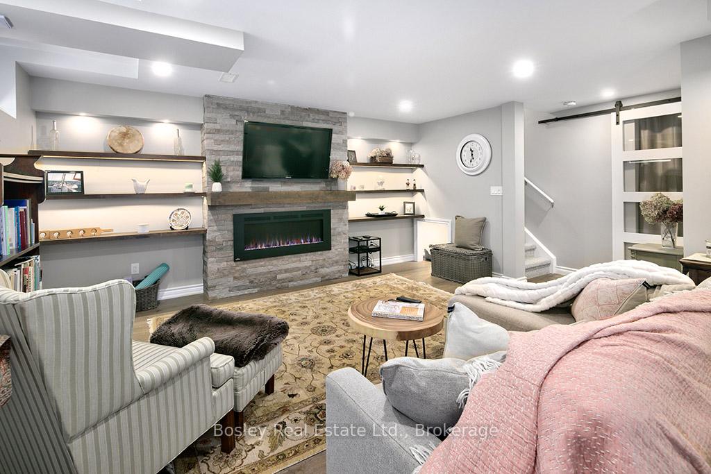Photo 31 of 30 Gregory Avenue, Collingwood — HOMEH