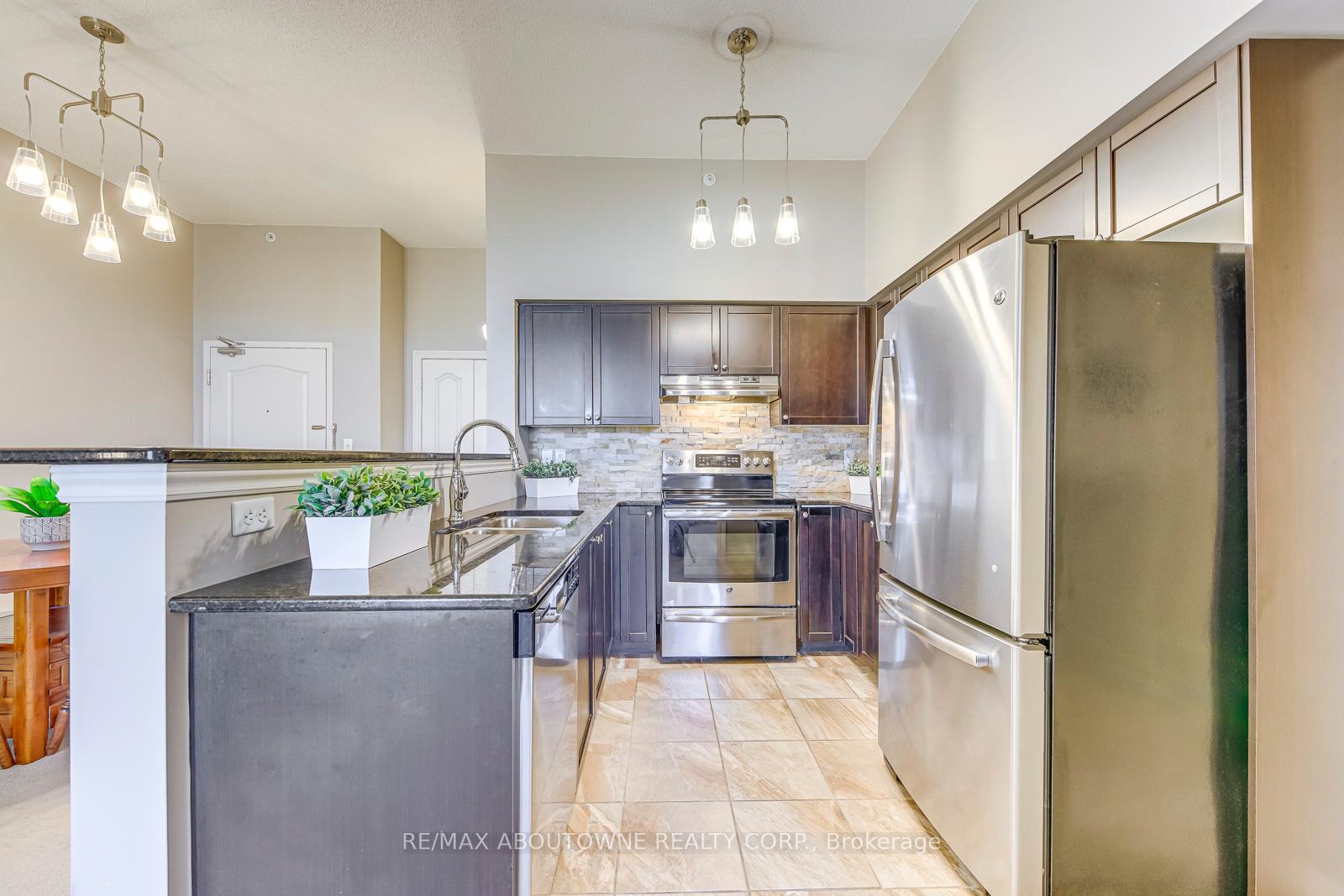 Photo 18 of Unit 401, 1470 Main Street E, Milton, Dempsey — HOMEH