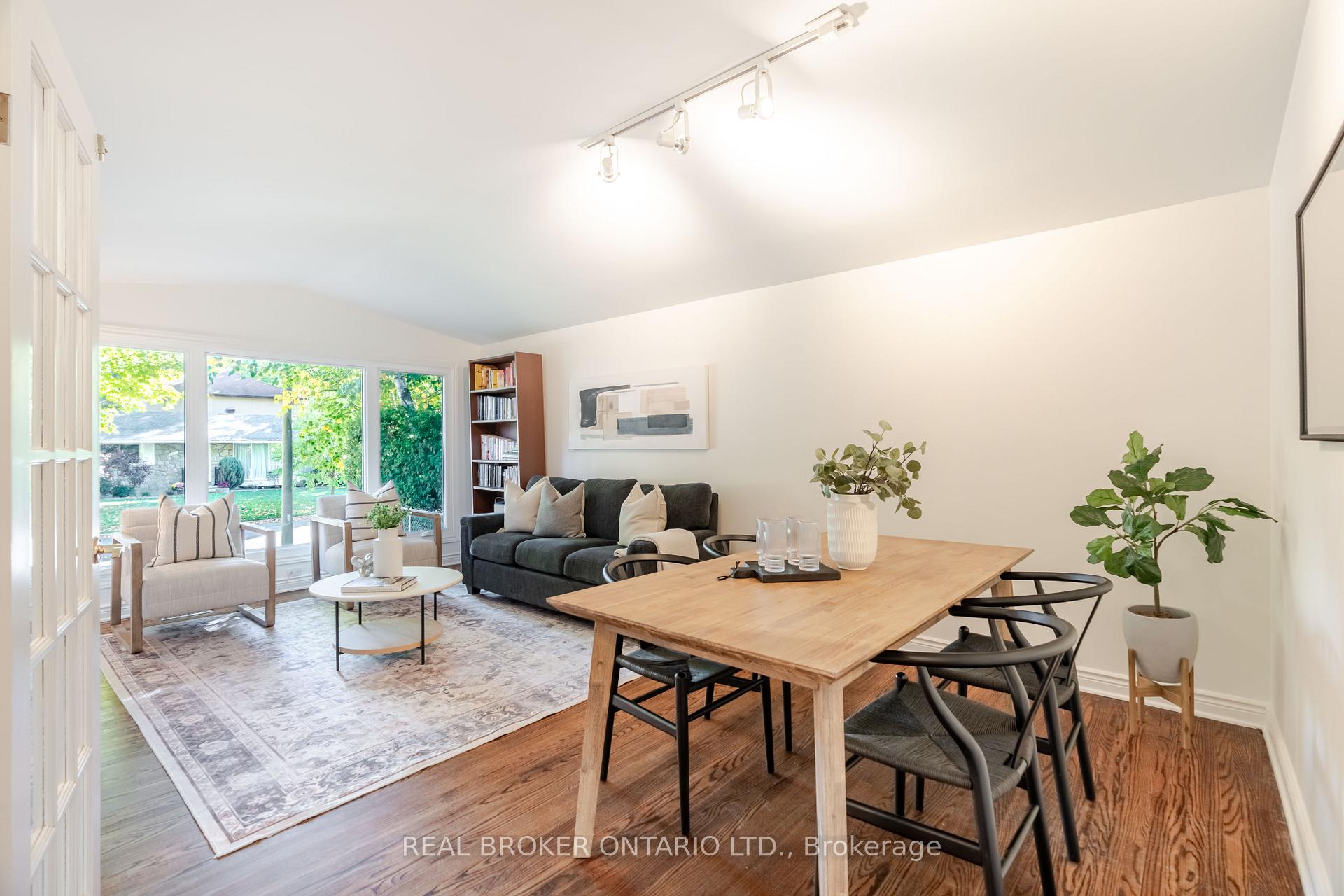 Photo 6 of 2070 Cornish Street, Ottawa, Elmvale Acres/Urbandale — HOMEH