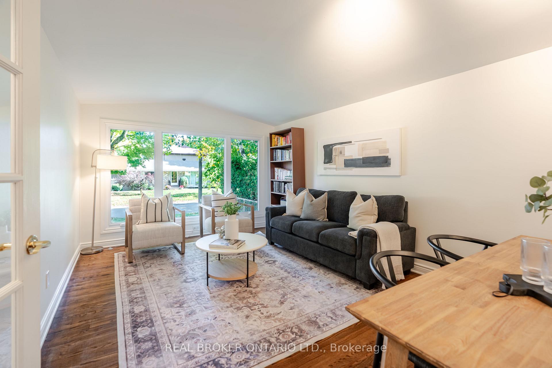 Photo 4 of 2070 Cornish Street, Ottawa, Elmvale Acres/Urbandale — HOMEH