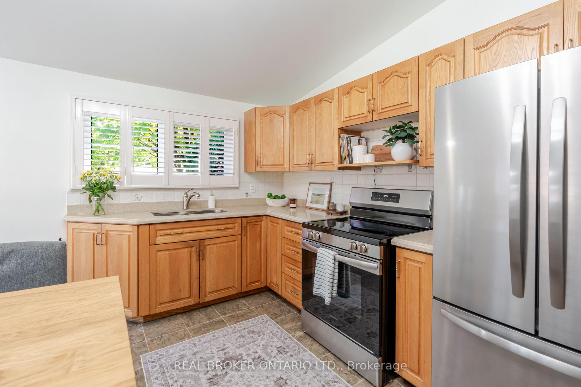 Photo 11 of 2070 Cornish Street, Ottawa, Elmvale Acres/Urbandale — HOMEH