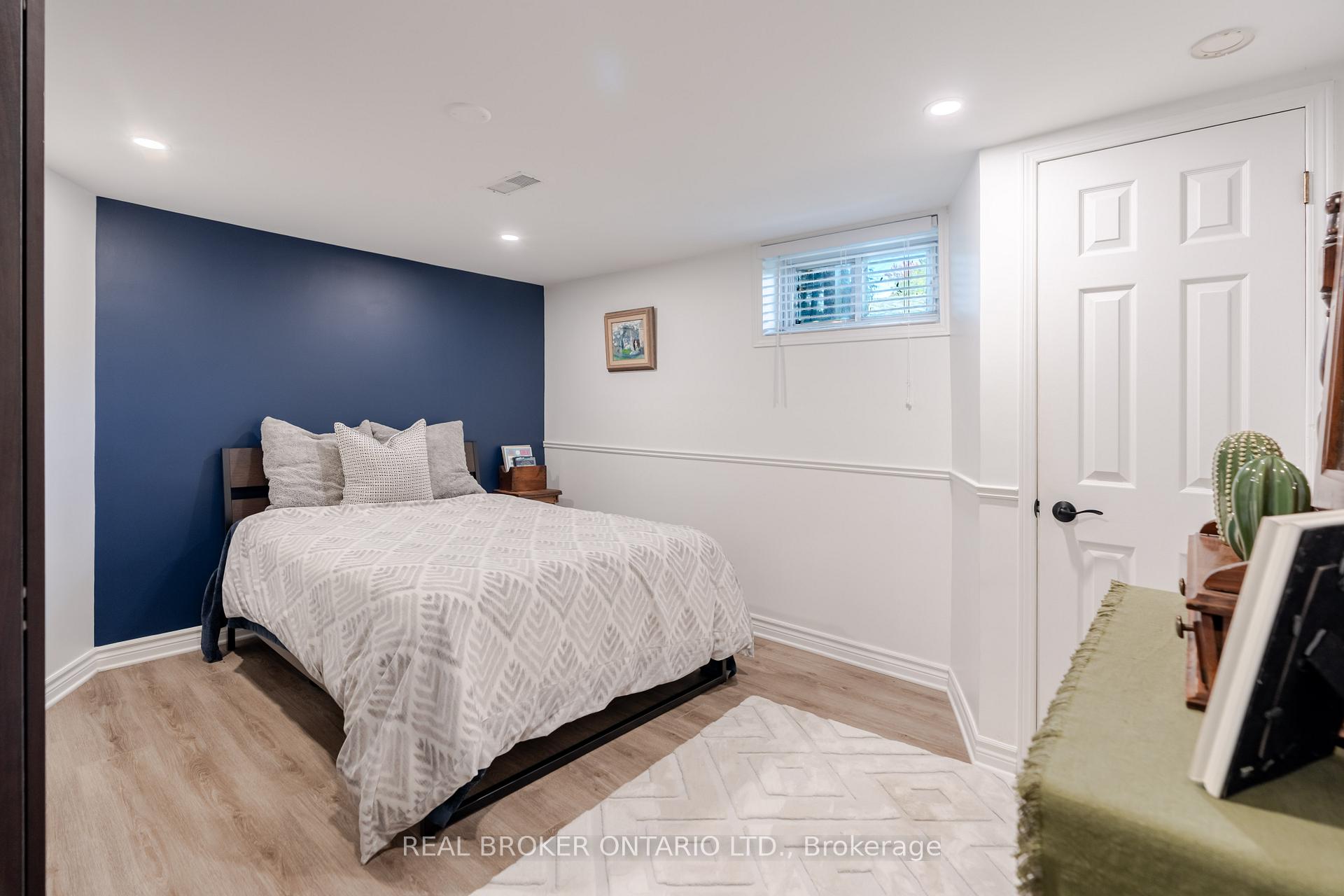 Photo 20 of 2070 Cornish Street, Ottawa, Elmvale Acres/Urbandale — HOMEH