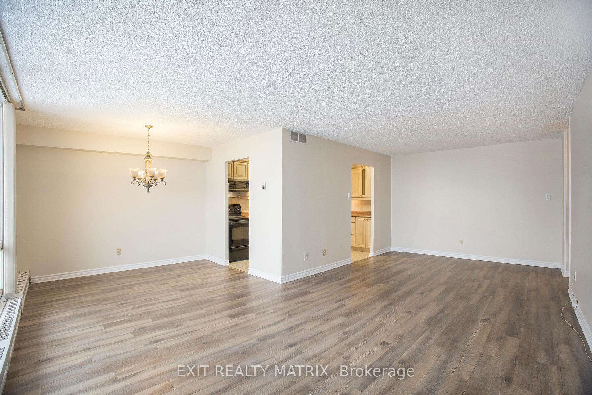 Photo 8 of Unit 1507, 665 Bathgate Drive, Ottawa, Carson Meadows — HOMEH