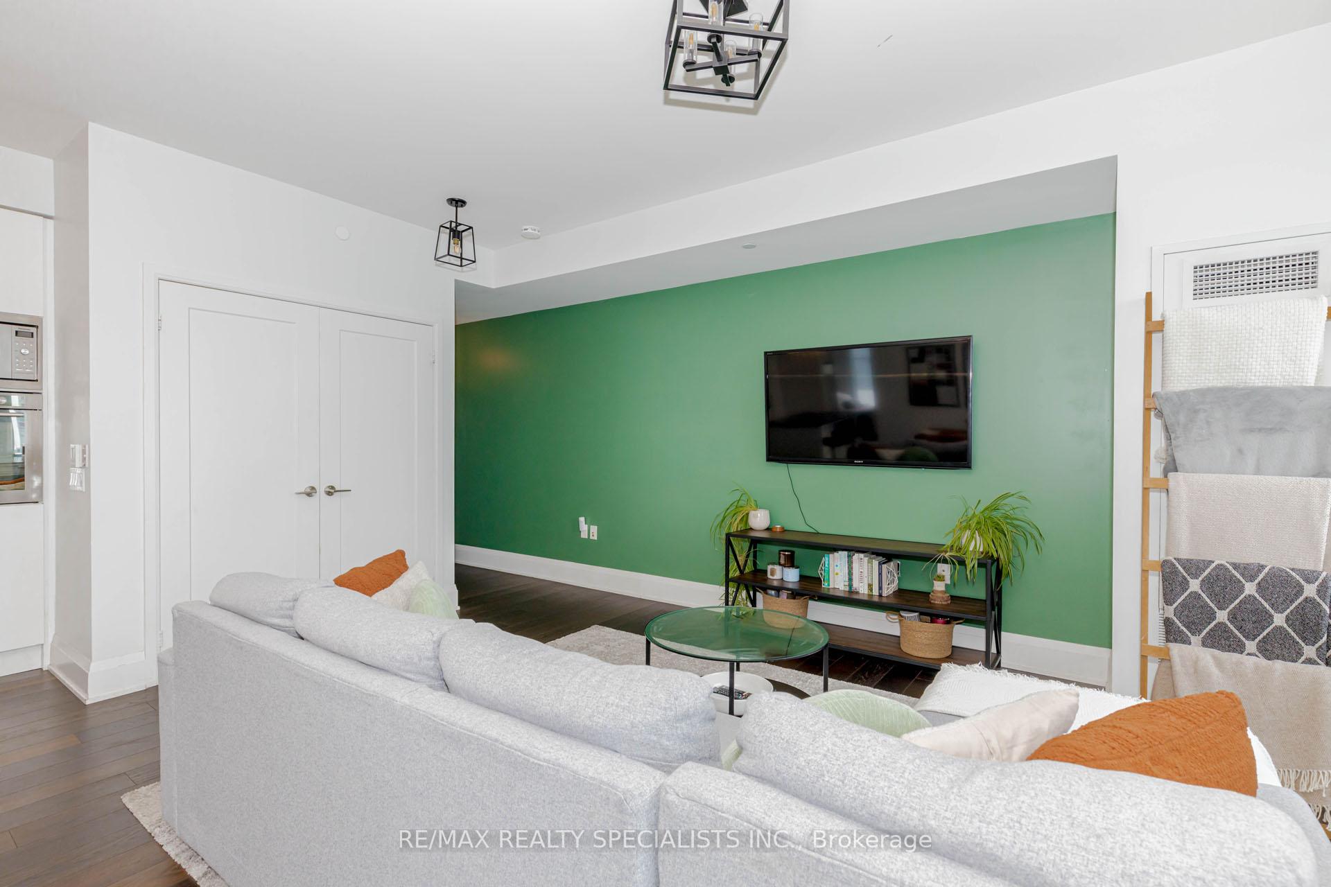 Photo 13 of Unit 1705, 576 Front Street W, Toronto, Waterfront Communities — HOMEH