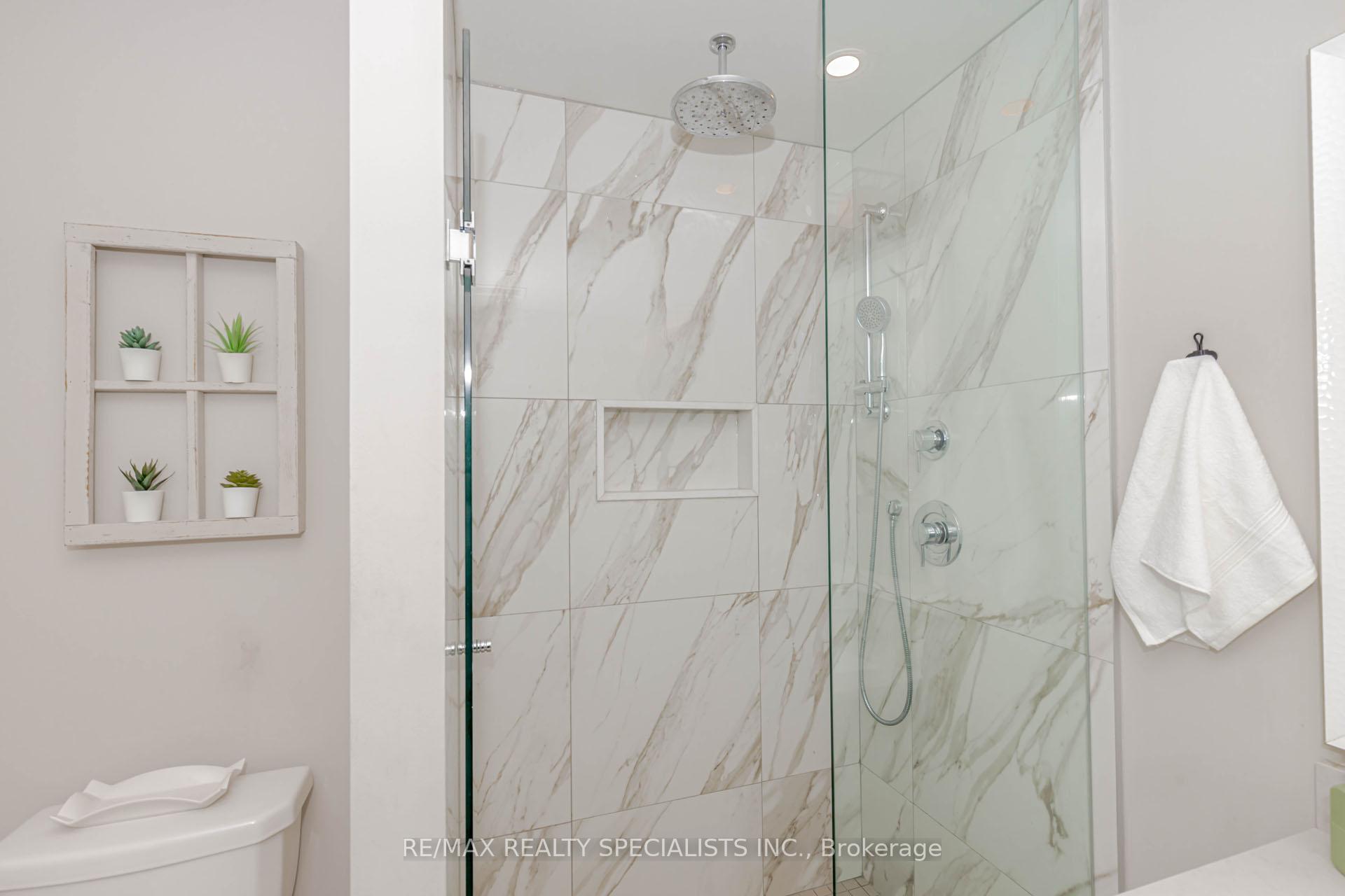 Photo 28 of Unit 1705, 576 Front Street W, Toronto, Waterfront Communities — HOMEH