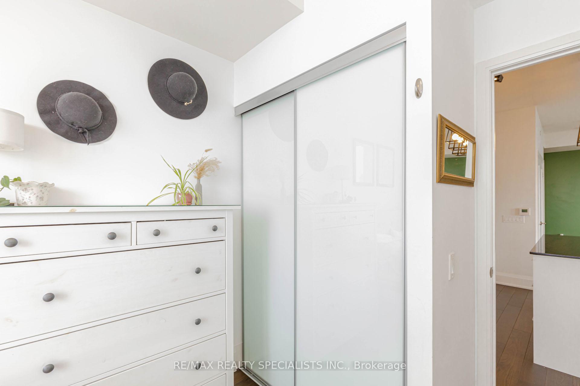 Photo 31 of Unit 1705, 576 Front Street W, Toronto, Waterfront Communities — HOMEH