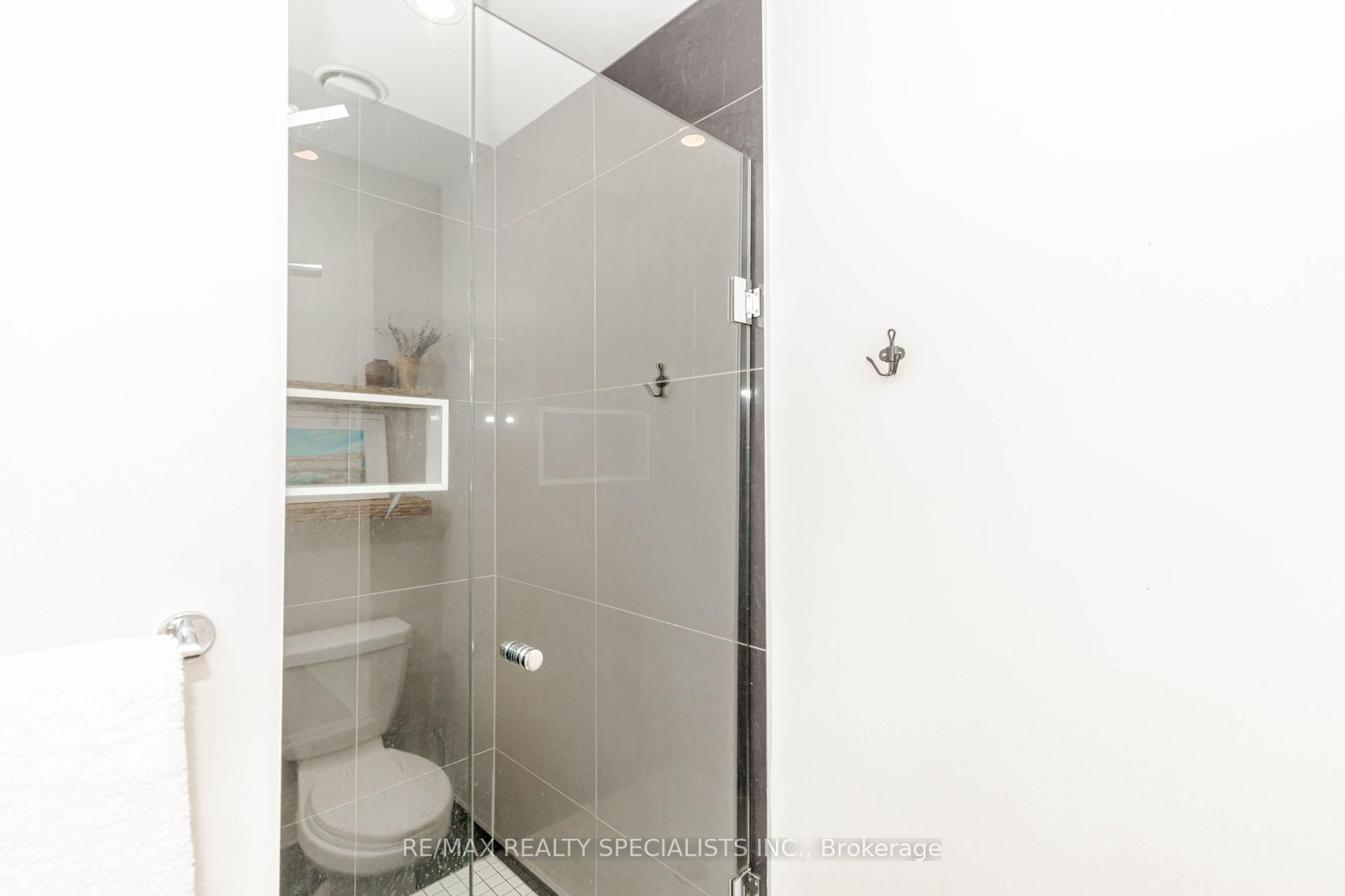 Photo 33 of Unit 1705, 576 Front Street W, Toronto, Waterfront Communities — HOMEH