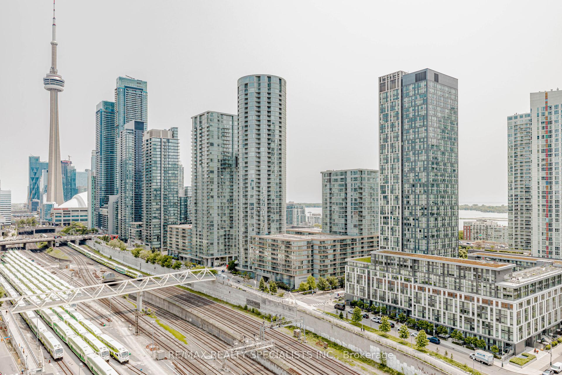 Photo 38 of Unit 1705, 576 Front Street W, Toronto, Waterfront Communities — HOMEH