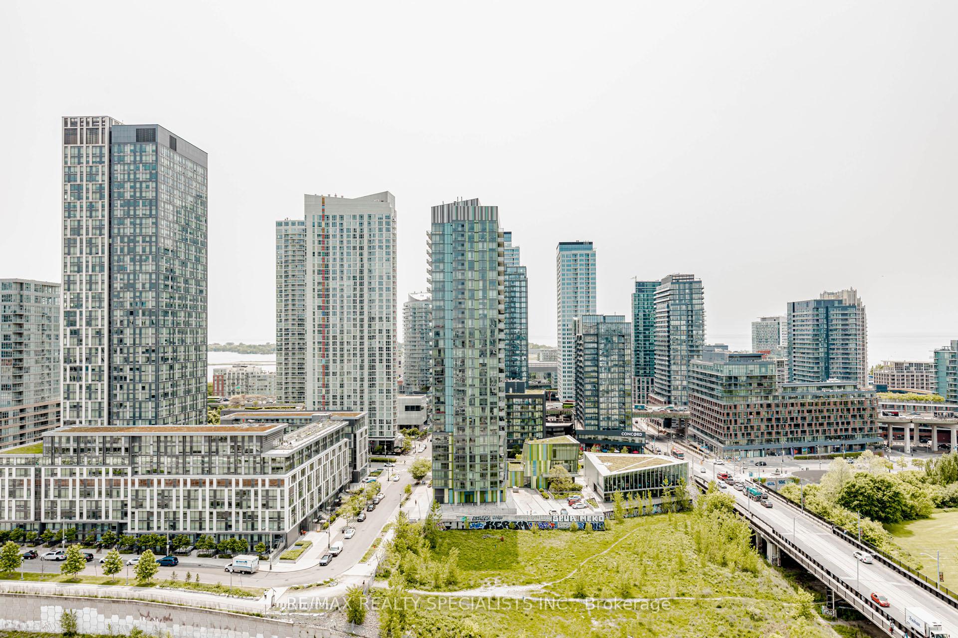 Photo 39 of Unit 1705, 576 Front Street W, Toronto, Waterfront Communities — HOMEH