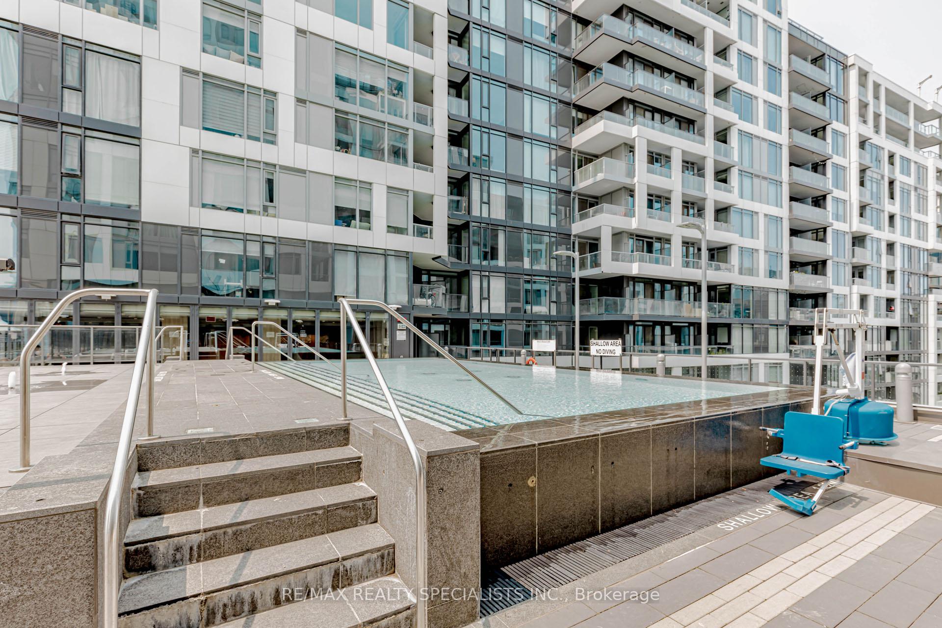 Photo 43 of Unit 1705, 576 Front Street W, Toronto, Waterfront Communities — HOMEH