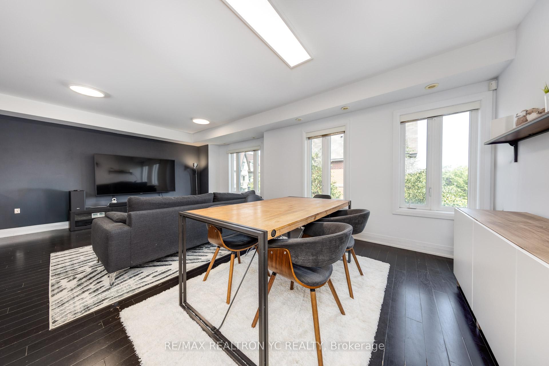 Photo 6 of Unit 270, 322 John Street, Markham, Aileen-Willowbrook — HOMEH