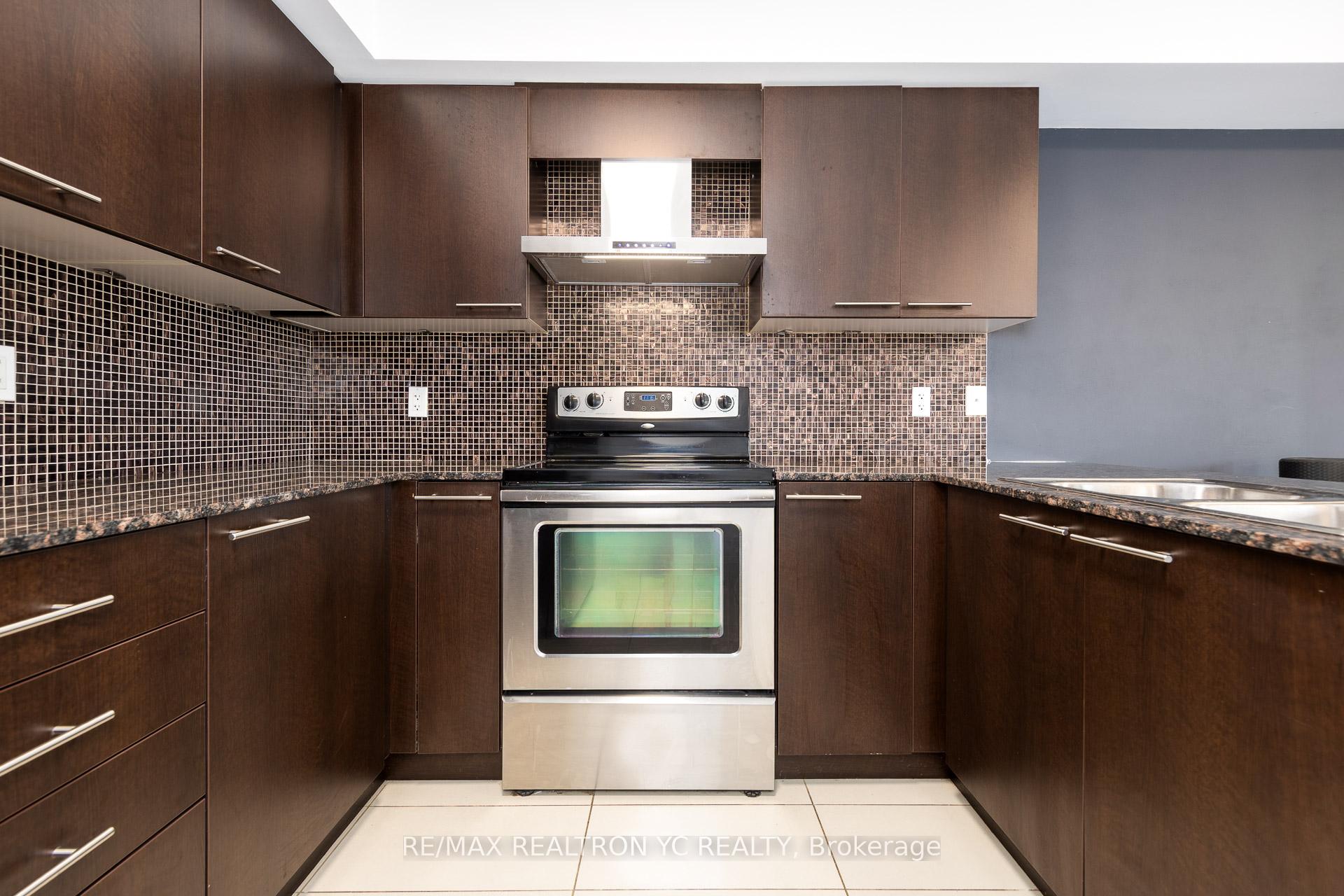 Photo 11 of Unit 270, 322 John Street, Markham, Aileen-Willowbrook — HOMEH