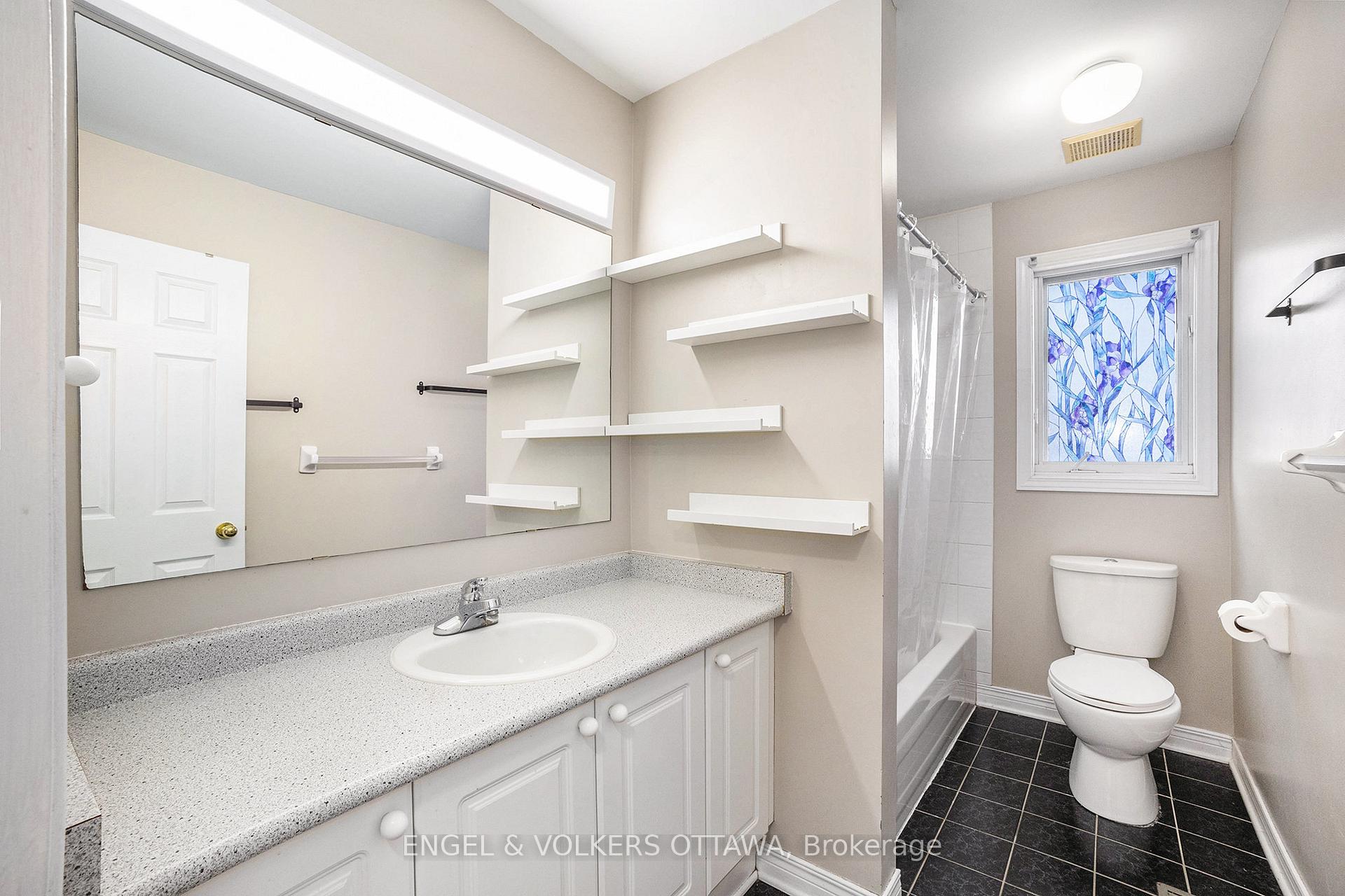 Photo 7 of 1372 Chicory Place, Ottawa, Carson Grove — HOMEH