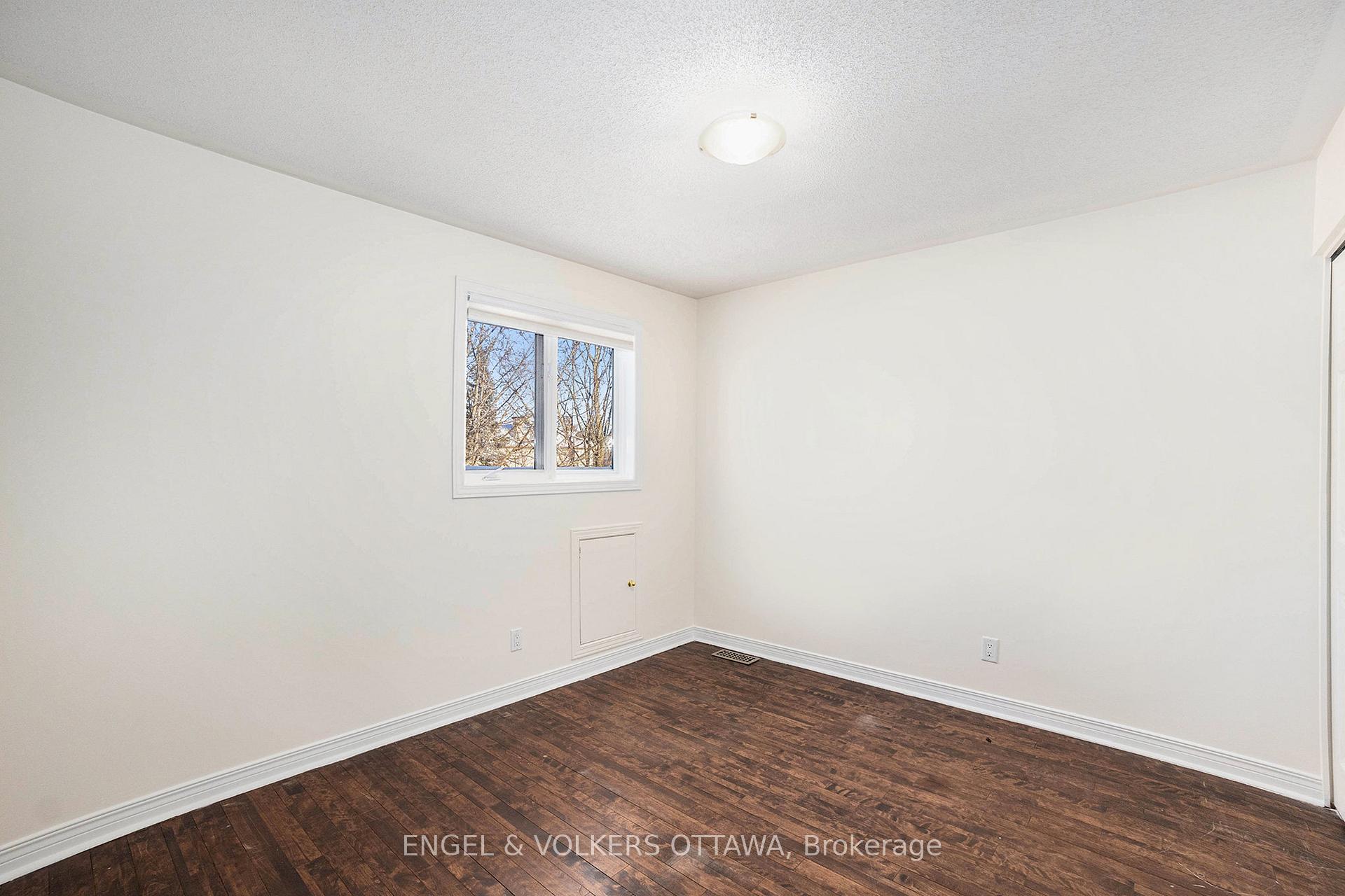 Photo 10 of 1372 Chicory Place, Ottawa, Carson Grove — HOMEH
