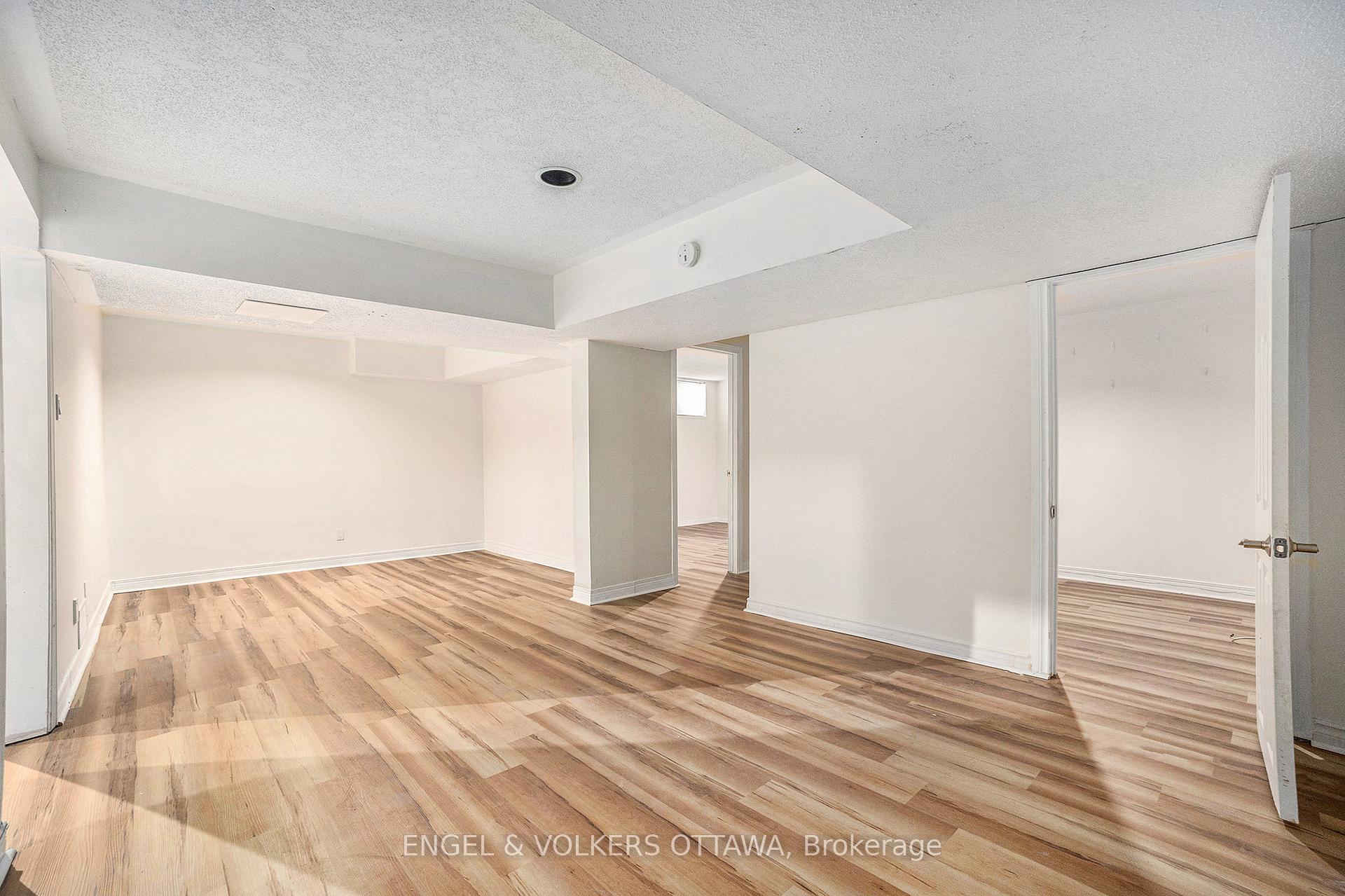 Photo 11 of 1372 Chicory Place, Ottawa, Carson Grove — HOMEH