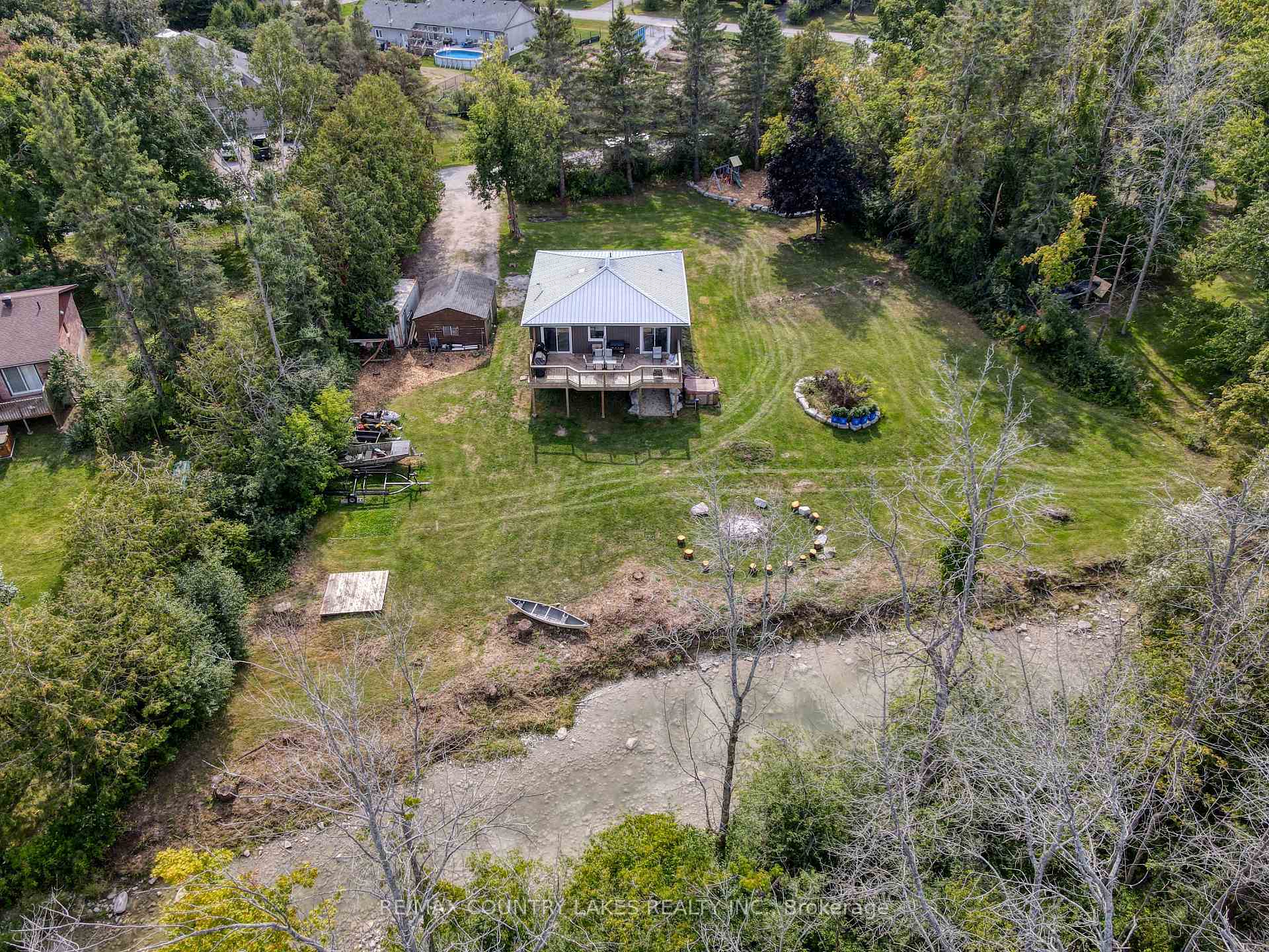 Photo 6 of 15 Patricia Crescent, Brock, Beaverton — HOMEH