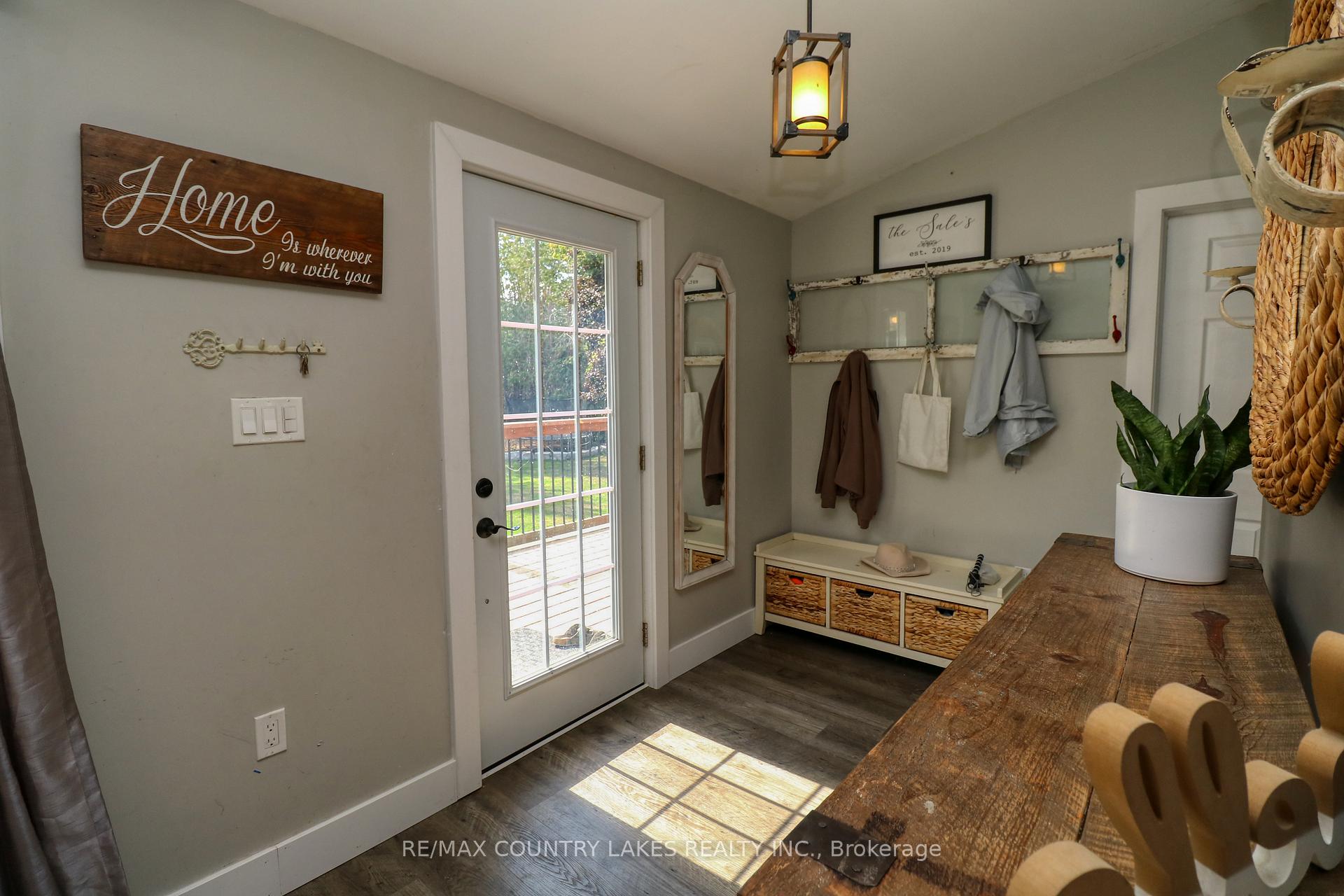 Photo 9 of 15 Patricia Crescent, Brock, Beaverton — HOMEH