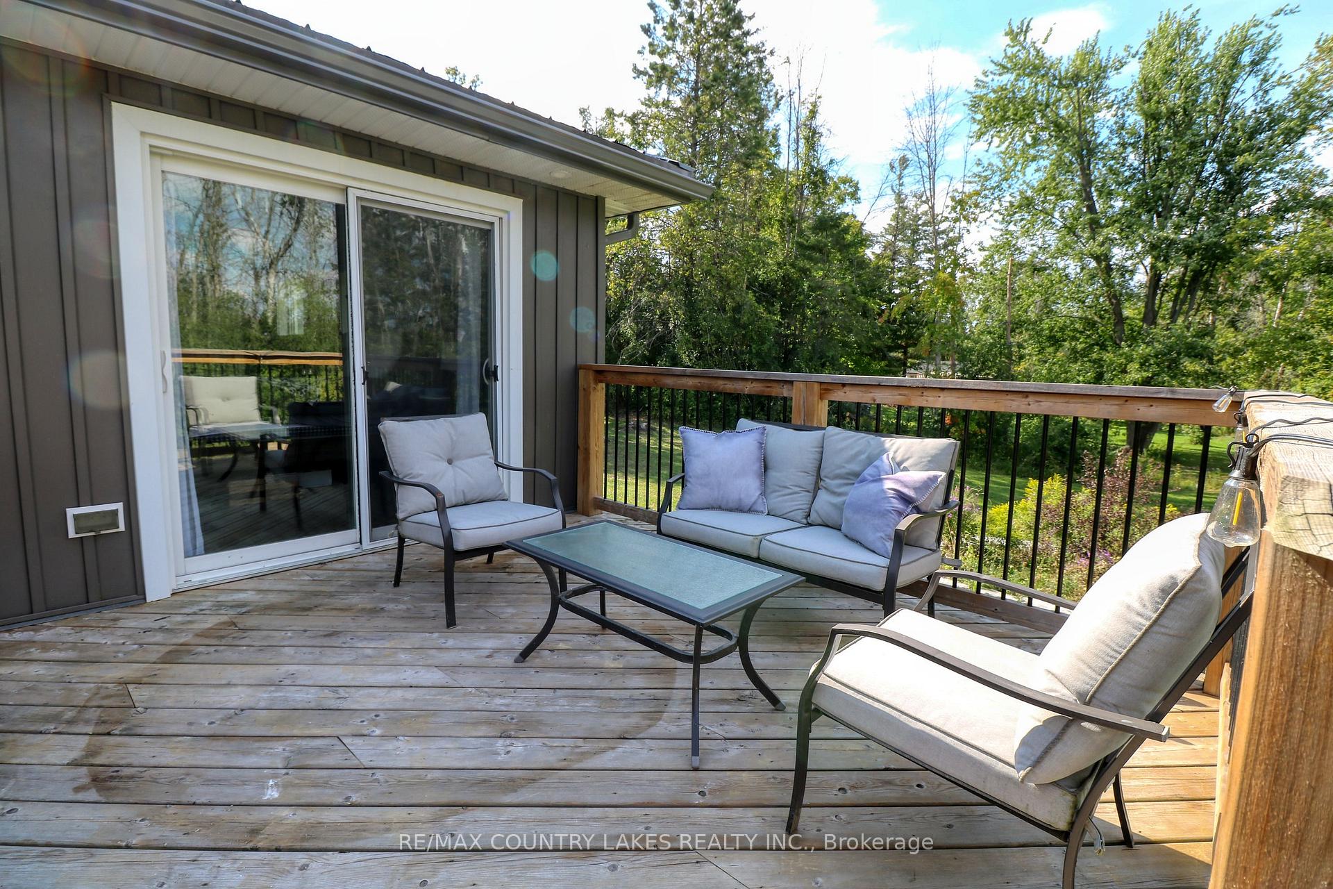 Photo 24 of 15 Patricia Crescent, Brock, Beaverton — HOMEH
