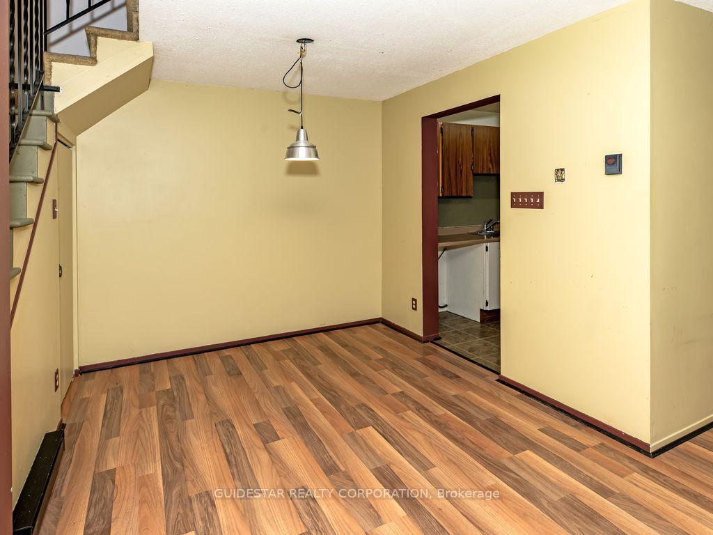 Photo 3 of 122 Renova Private, Ottawa, Riverview Park — HOMEH
