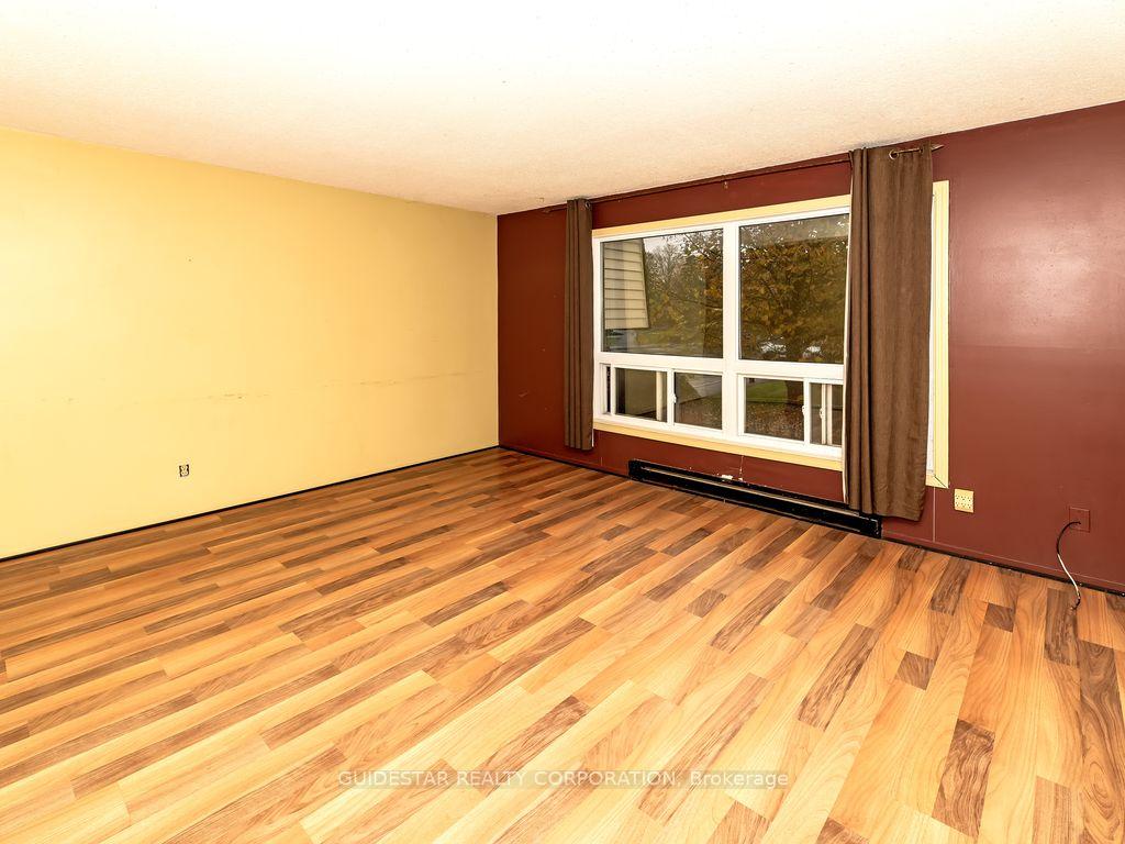 Photo 6 of 122 Renova Private, Ottawa, Riverview Park — HOMEH