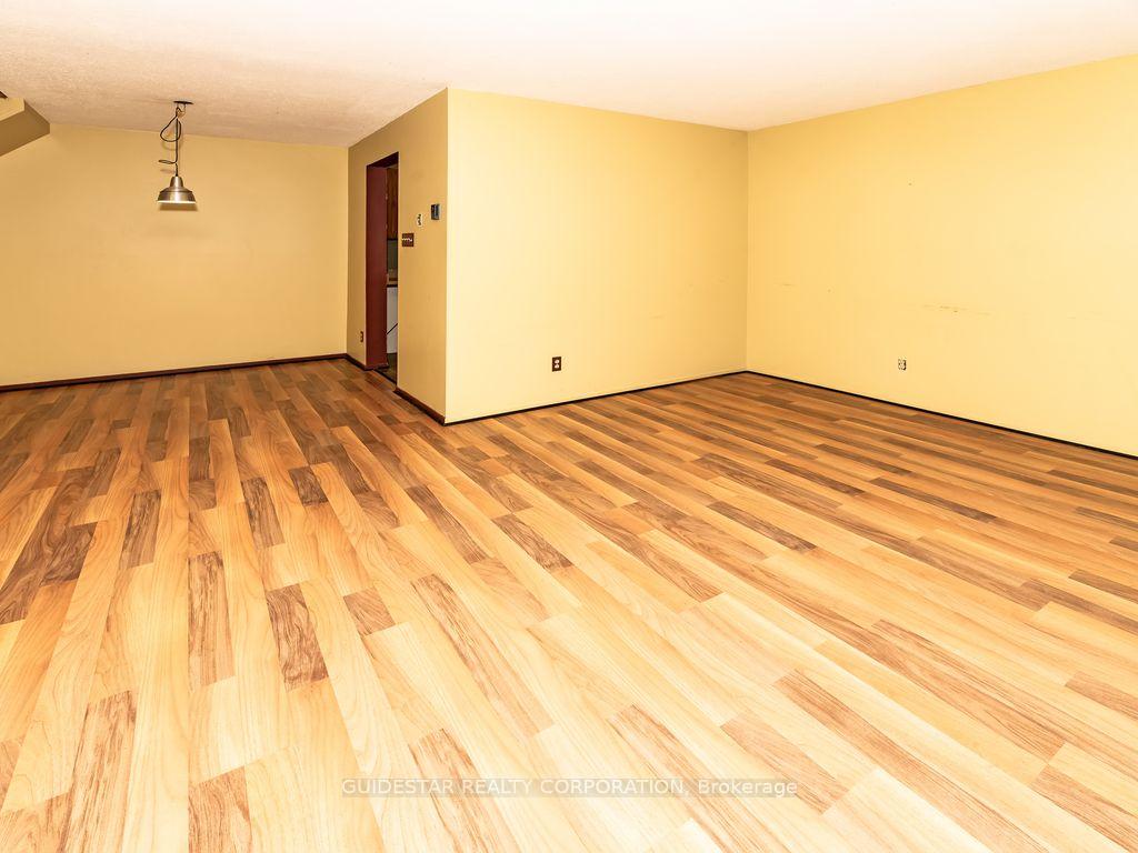 Photo 9 of 122 Renova Private, Ottawa, Riverview Park — HOMEH