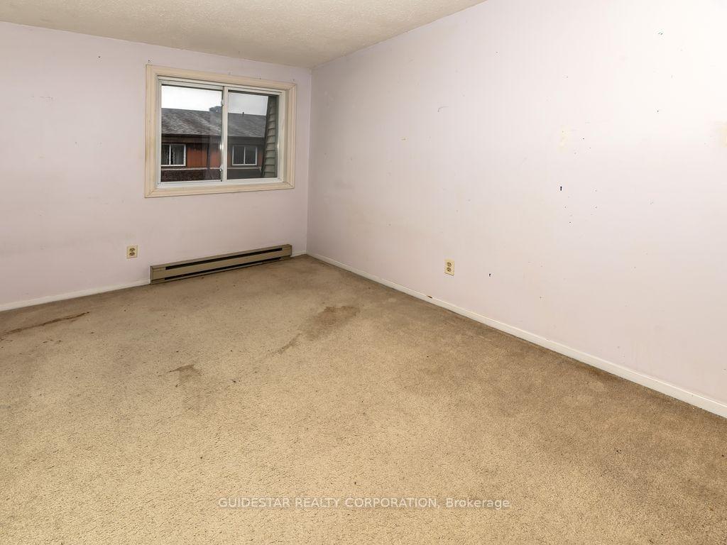 Photo 14 of 122 Renova Private, Ottawa, Riverview Park — HOMEH