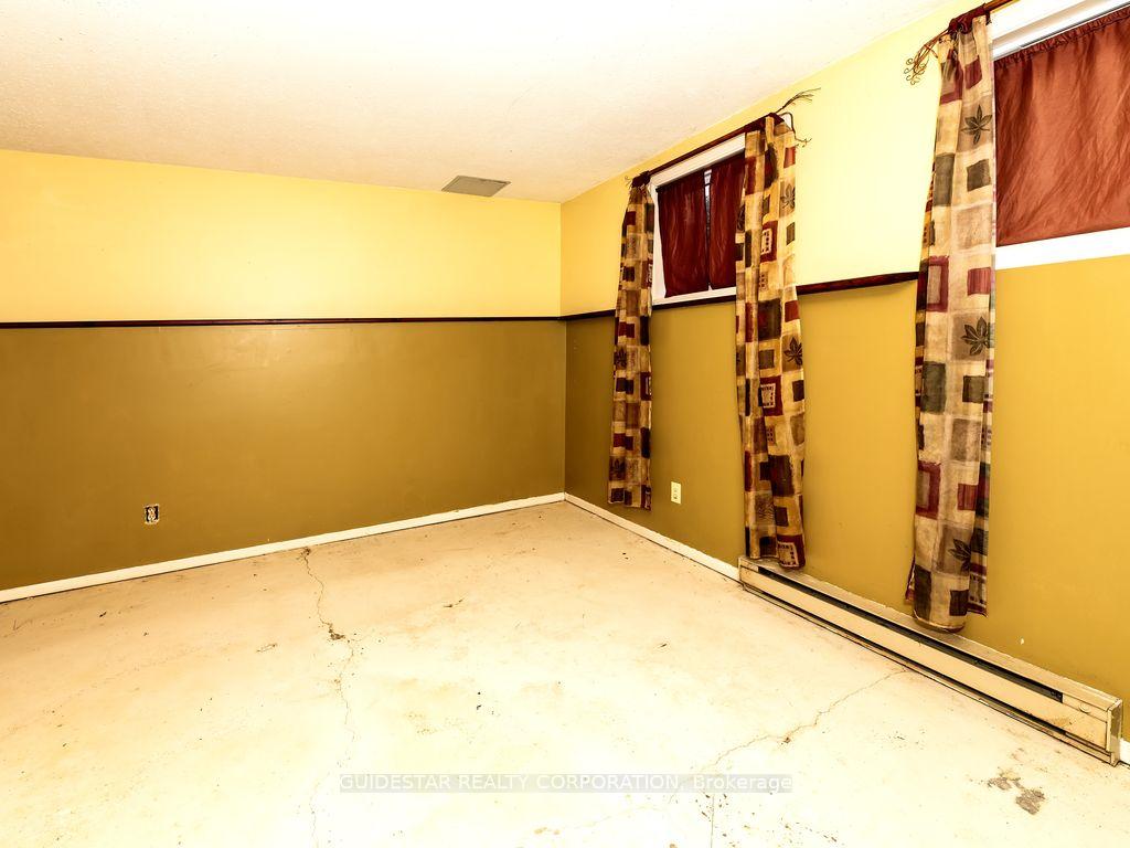 Photo 21 of 122 Renova Private, Ottawa, Riverview Park — HOMEH