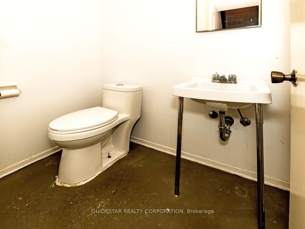 Photo 23 of 122 Renova Private, Ottawa, Riverview Park — HOMEH