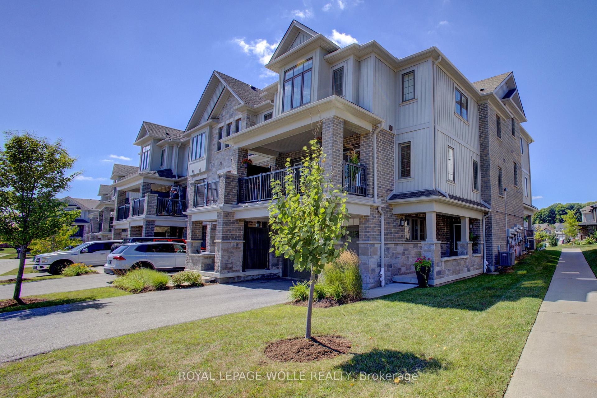 Photo 3 of Unit 4A, 115 South Creek Drive, Kitchener — HOMEH