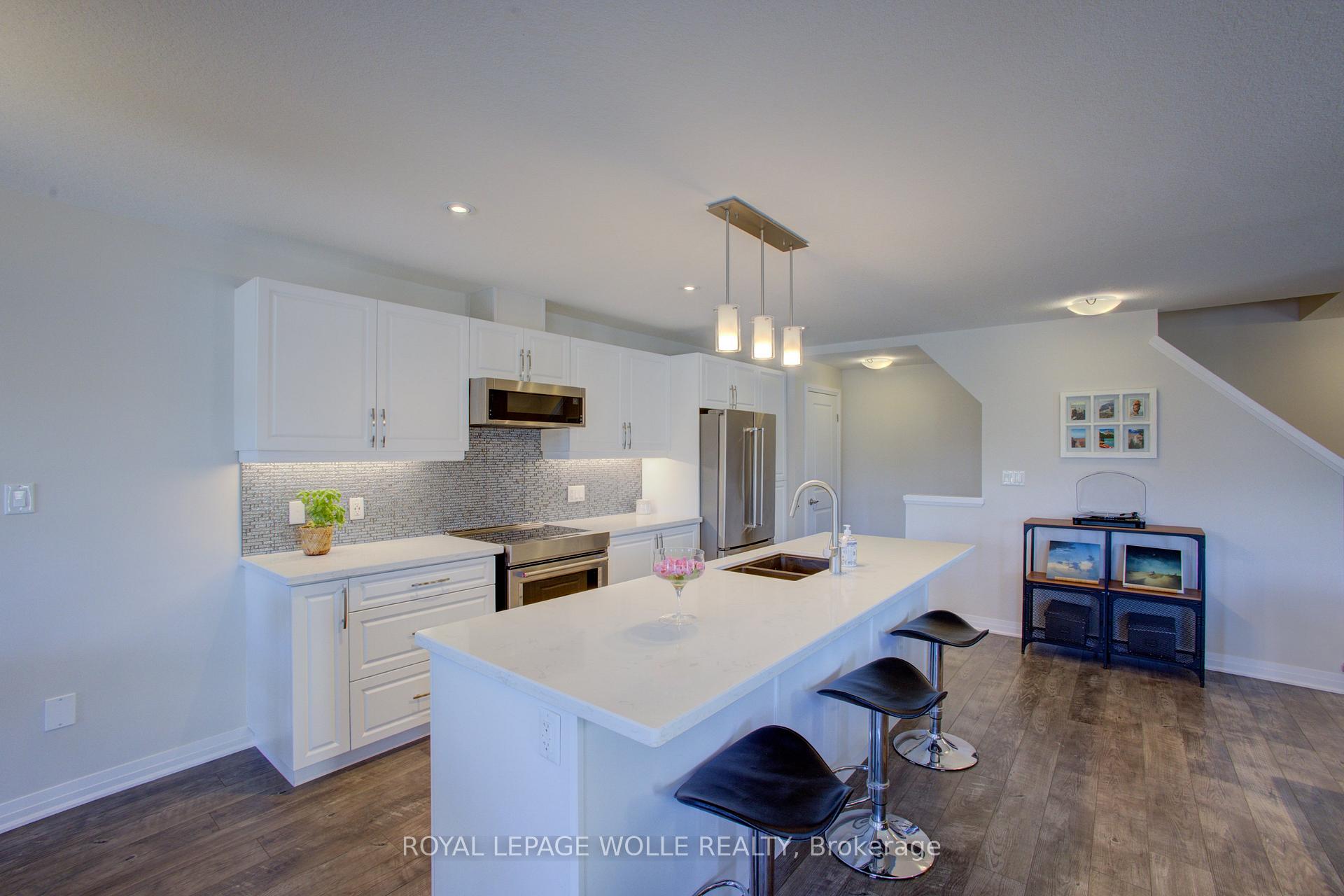 Photo 12 of Unit 4A, 115 South Creek Drive, Kitchener — HOMEH