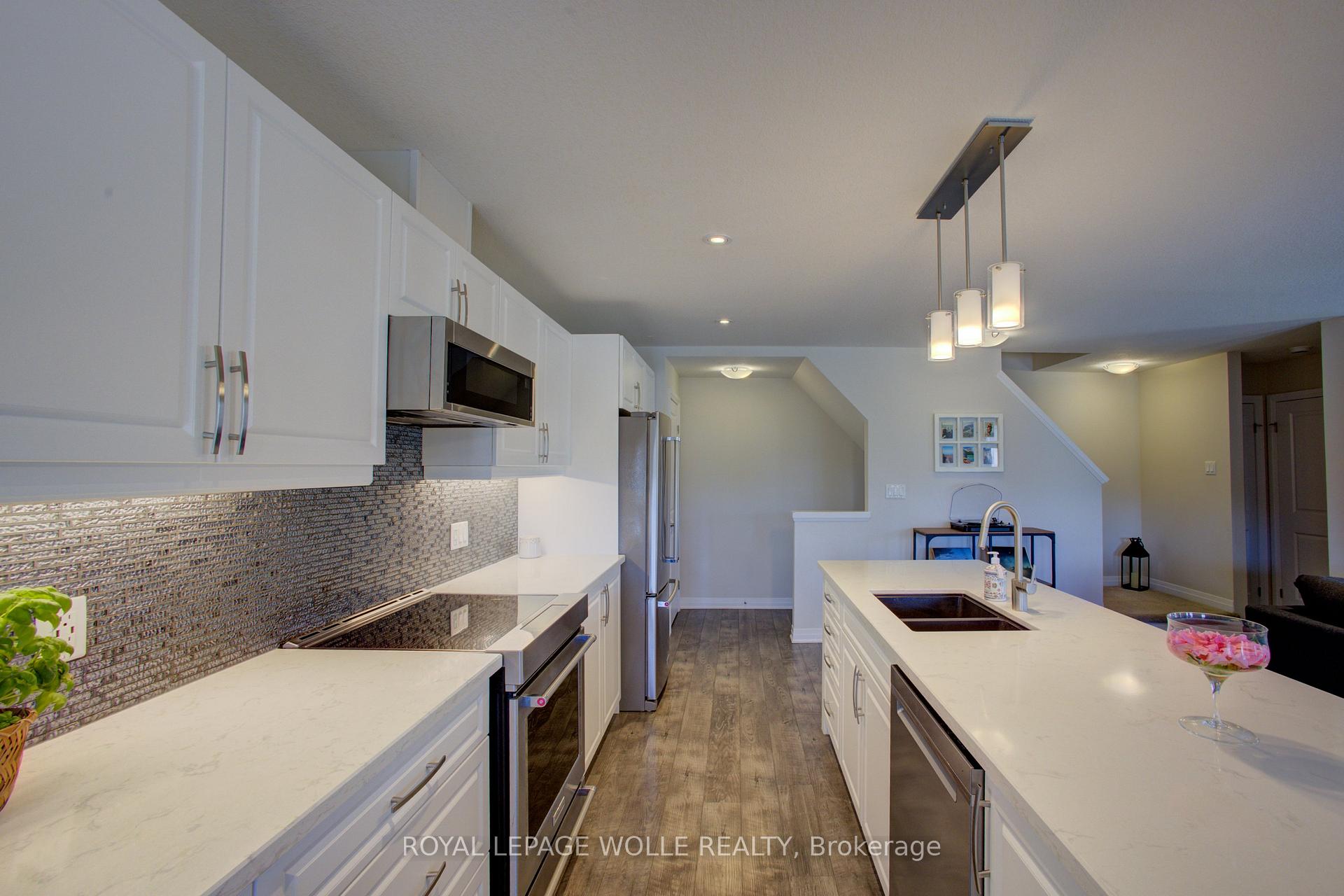 Photo 13 of Unit 4A, 115 South Creek Drive, Kitchener — HOMEH