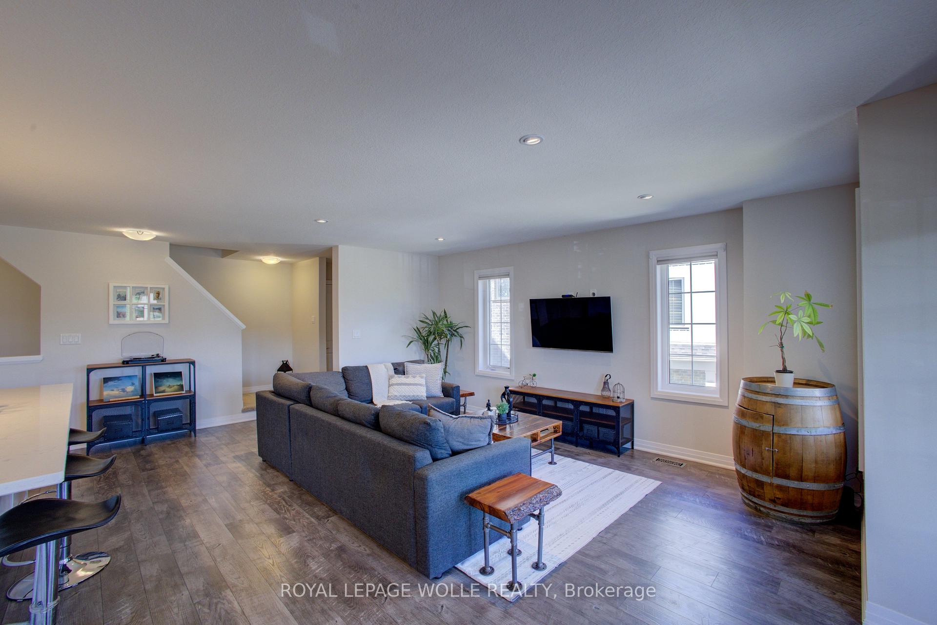 Photo 19 of Unit 4A, 115 South Creek Drive, Kitchener — HOMEH