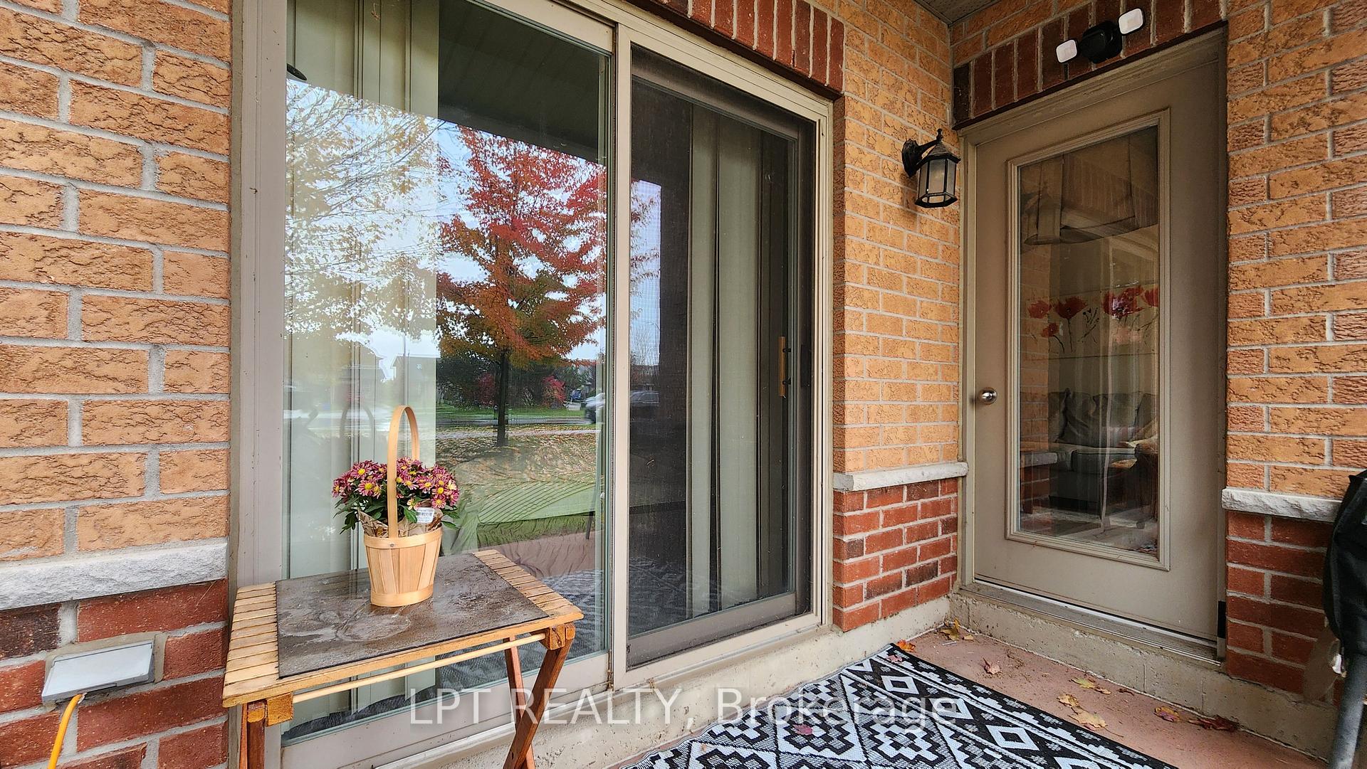 Photo 3 of Unit 110, 500 Mapleview Drive W, Barrie, Holly — HOMEH