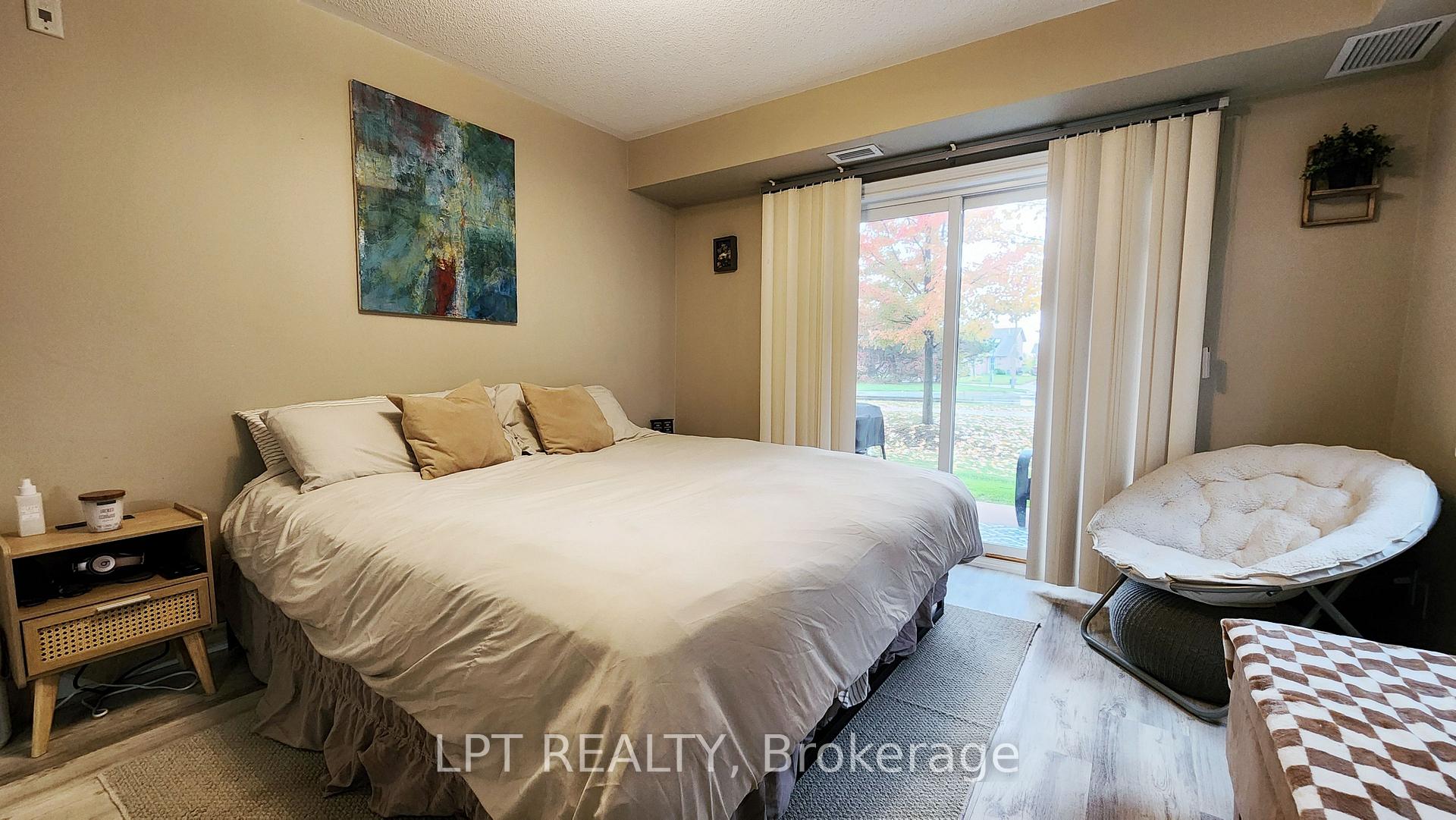 Photo 11 of Unit 110, 500 Mapleview Drive W, Barrie, Holly — HOMEH