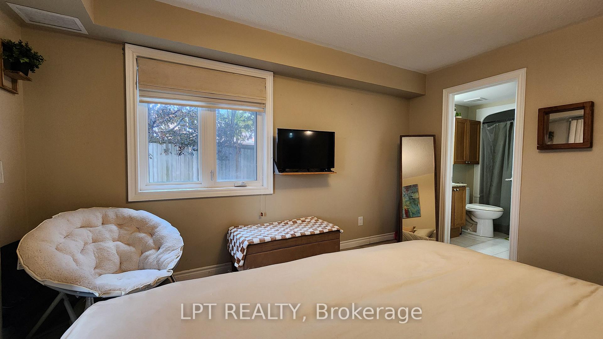 Photo 13 of Unit 110, 500 Mapleview Drive W, Barrie, Holly — HOMEH