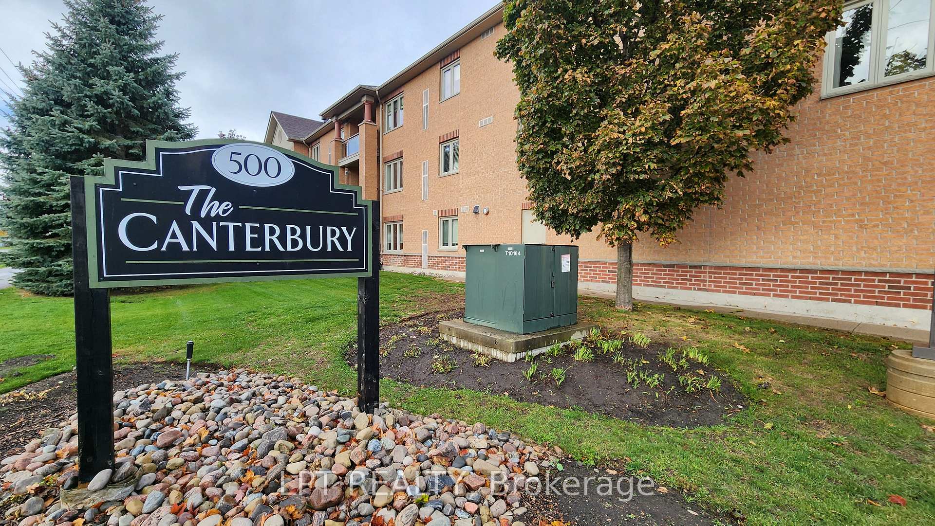 Photo 23 of Unit 110, 500 Mapleview Drive W, Barrie, Holly — HOMEH