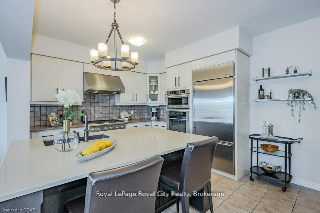 Photo 8 of Unit 28, 19 Simmonds Drive, Guelph, Victoria North — HOMEH