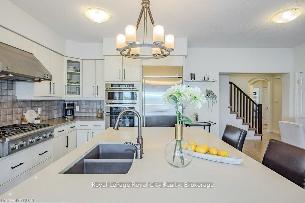 Photo 12 of Unit 28, 19 Simmonds Drive, Guelph, Victoria North — HOMEH