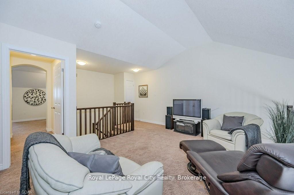 Photo 28 of Unit 28, 19 Simmonds Drive, Guelph, Victoria North — HOMEH