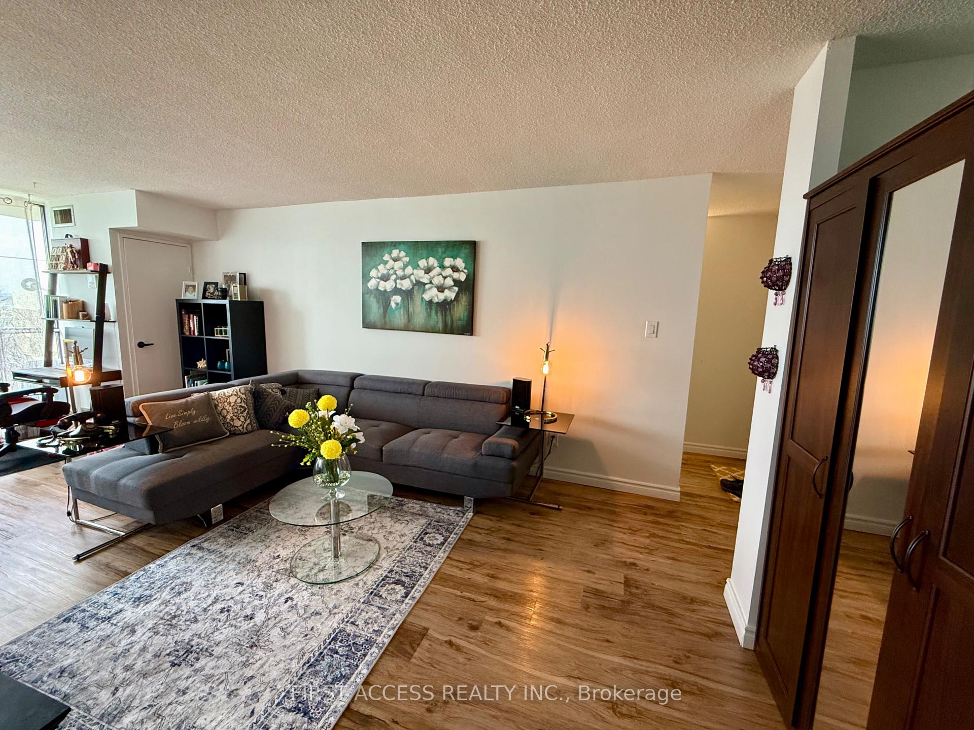 Photo 11 of Unit 1407, 375 King Street N, Waterloo, Lakeshore Village — HOMEH