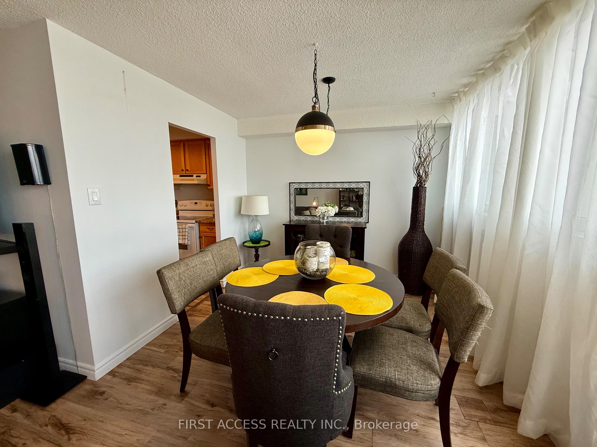 Photo 13 of Unit 1407, 375 King Street N, Waterloo, Lakeshore Village — HOMEH
