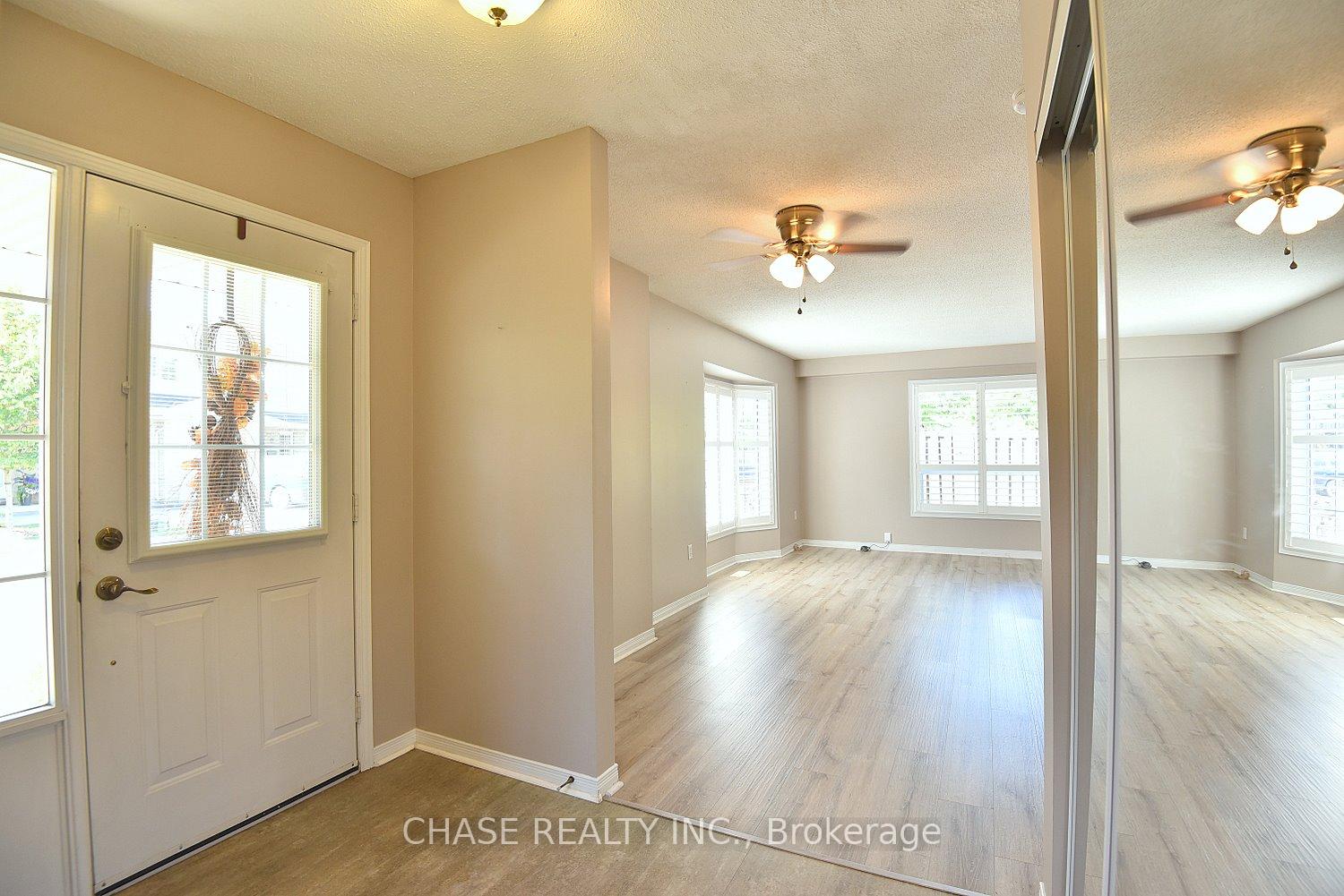 Photo 6 of Unit 37, 485 Green Road, Hamilton, Lakeshore — HOMEH