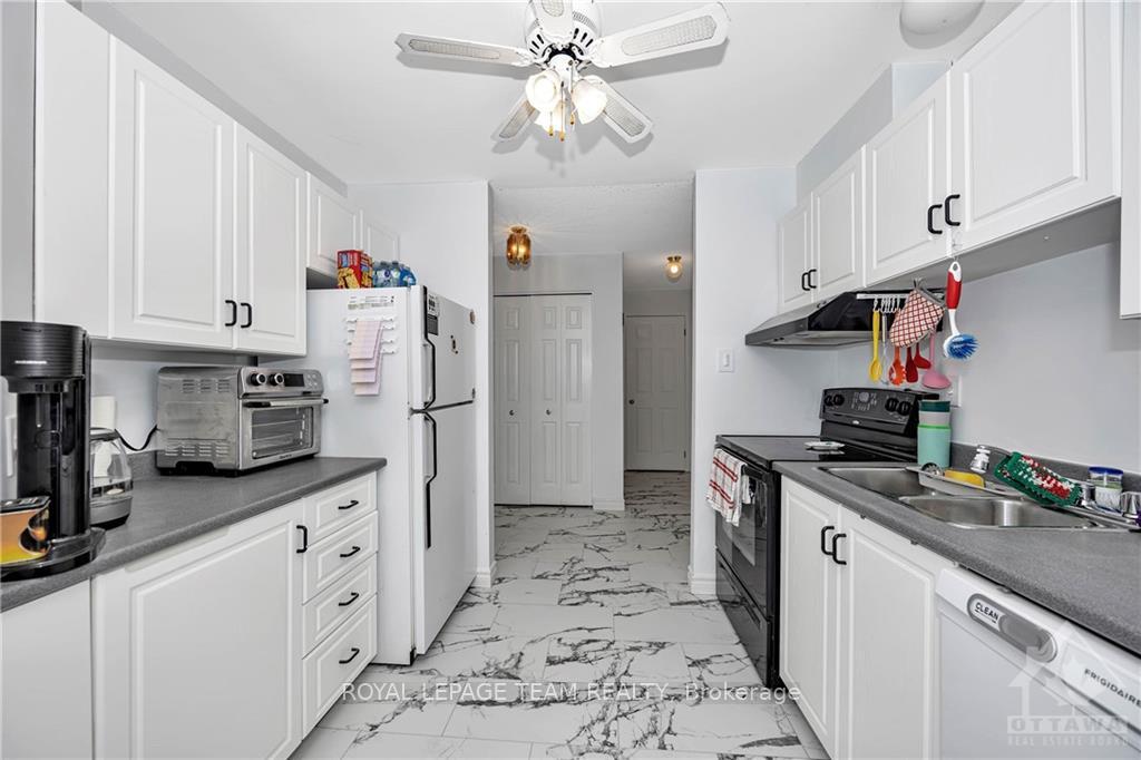 Photo 6 of Unit 306, 10 Armstrong Drive, Smiths Falls — HOMEH