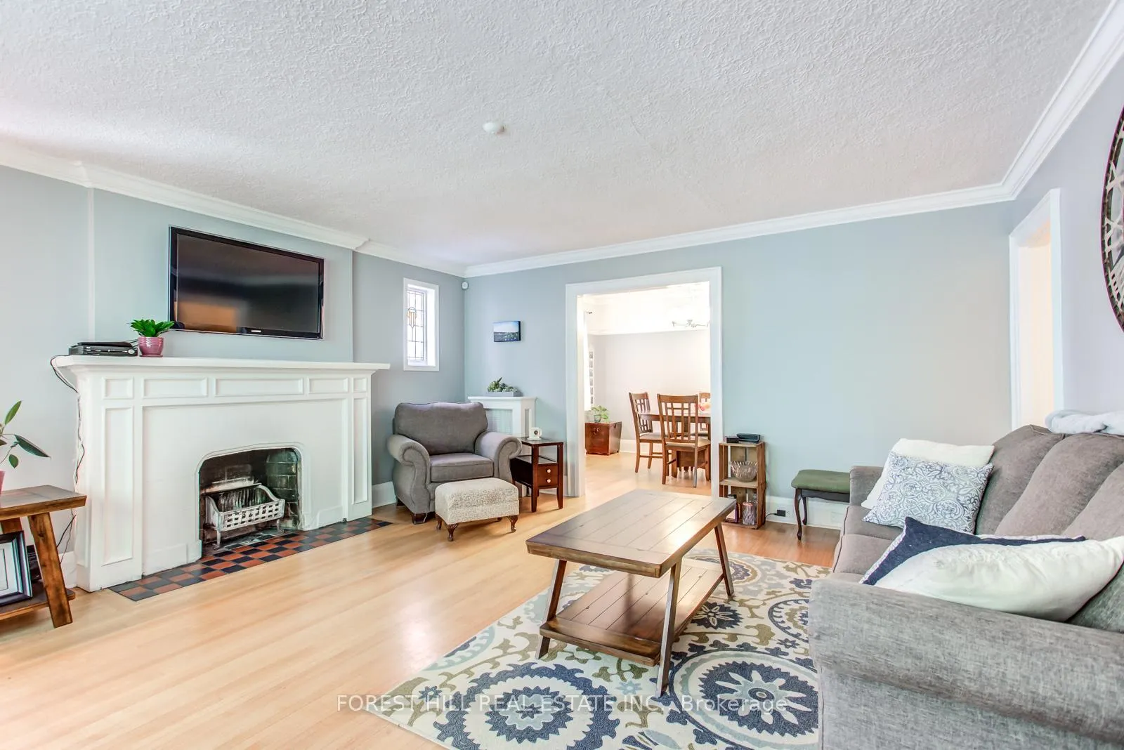 Photo 3 of Unit Main Fl, 73 Braemar Avenue, Toronto, Yonge-Eglinton — HOMEH