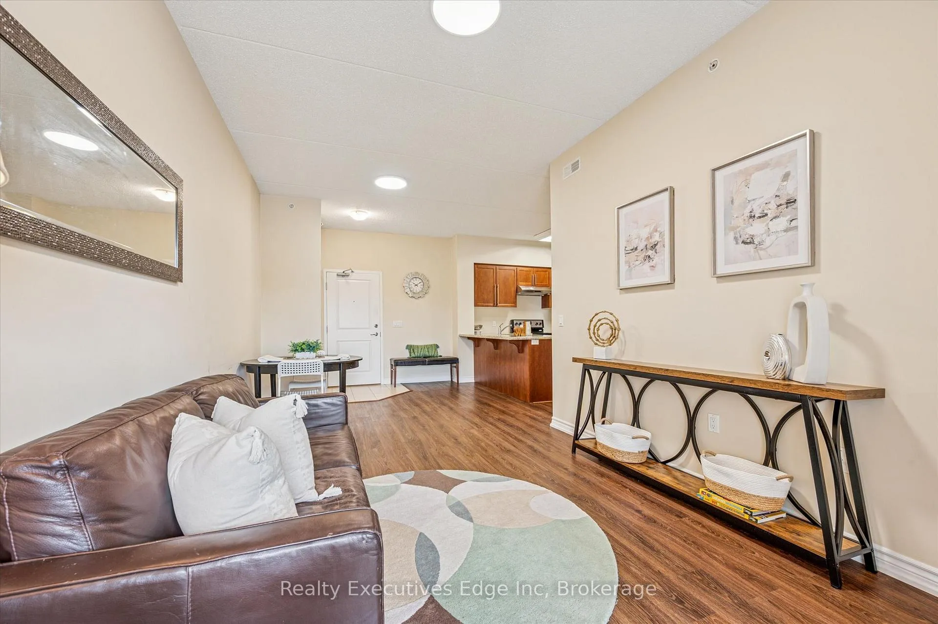 Photo 12 of Unit 323, 1077 Gordon Street, Guelph, Kortright West — HOMEH