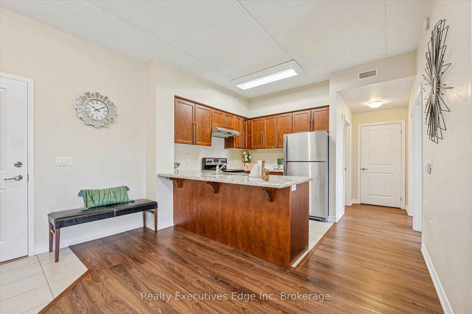 Photo 13 of Unit 323, 1077 Gordon Street, Guelph, Kortright West — HOMEH